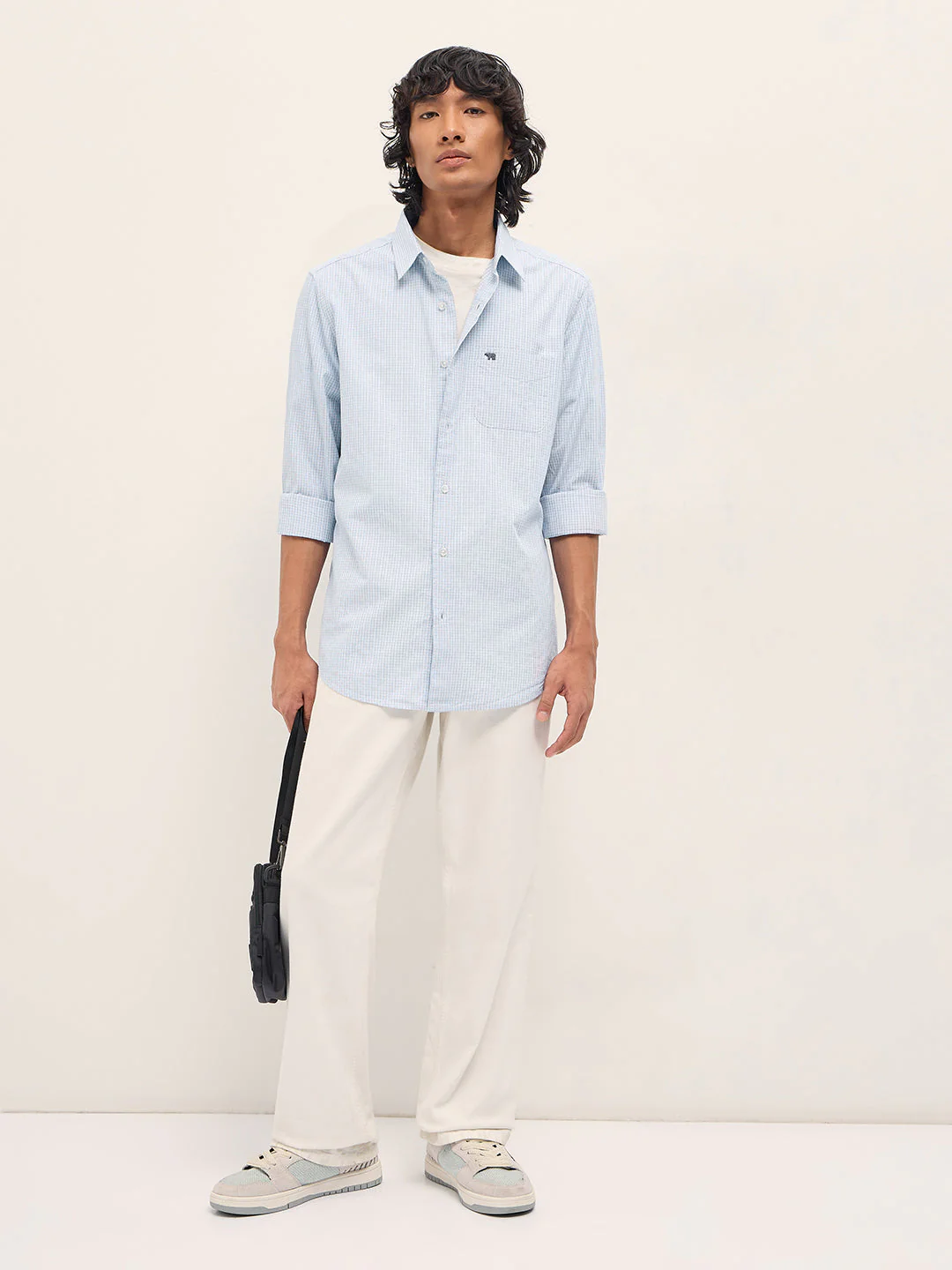 Men Light Blue Woven Checked Slim Fit Casual Shirt - Image 4