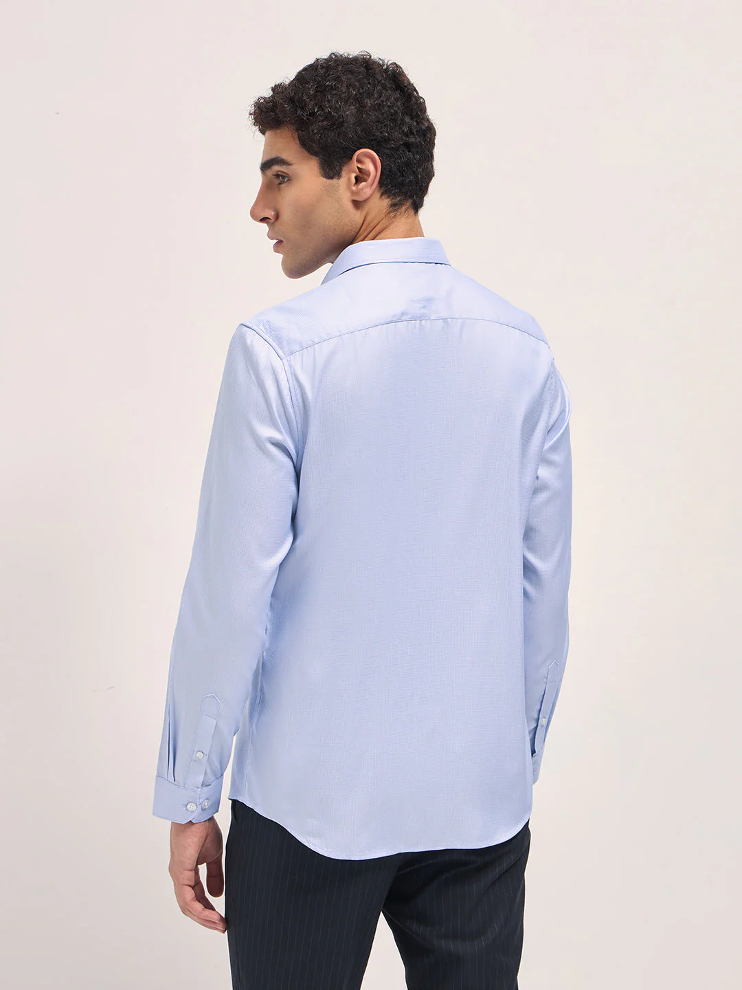 Men Light Blue Woven Design Tailored Fit Formal Shirt - Image 2