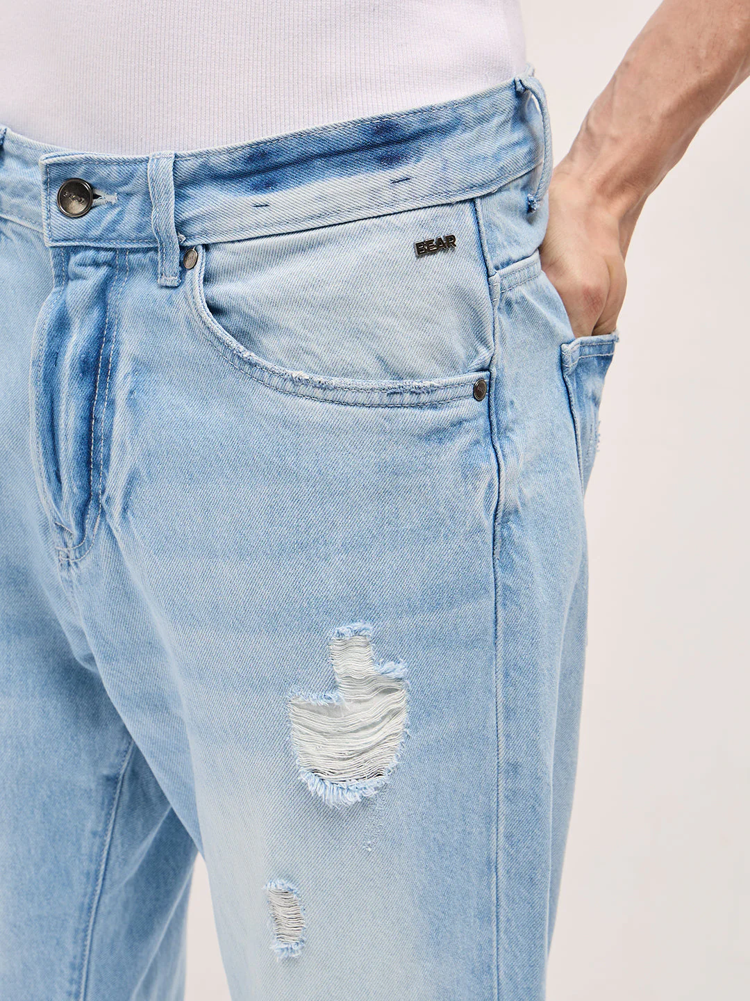 Men Blue Light Fade Straight Fit Jeans - Image 6