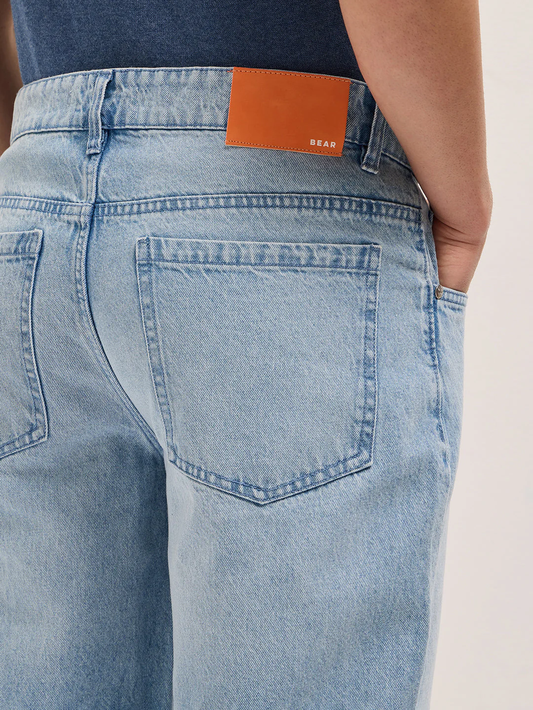 Men Light BlueLight Fade Distressed Mid-Rise Straight Fit Jeans - Image 6
