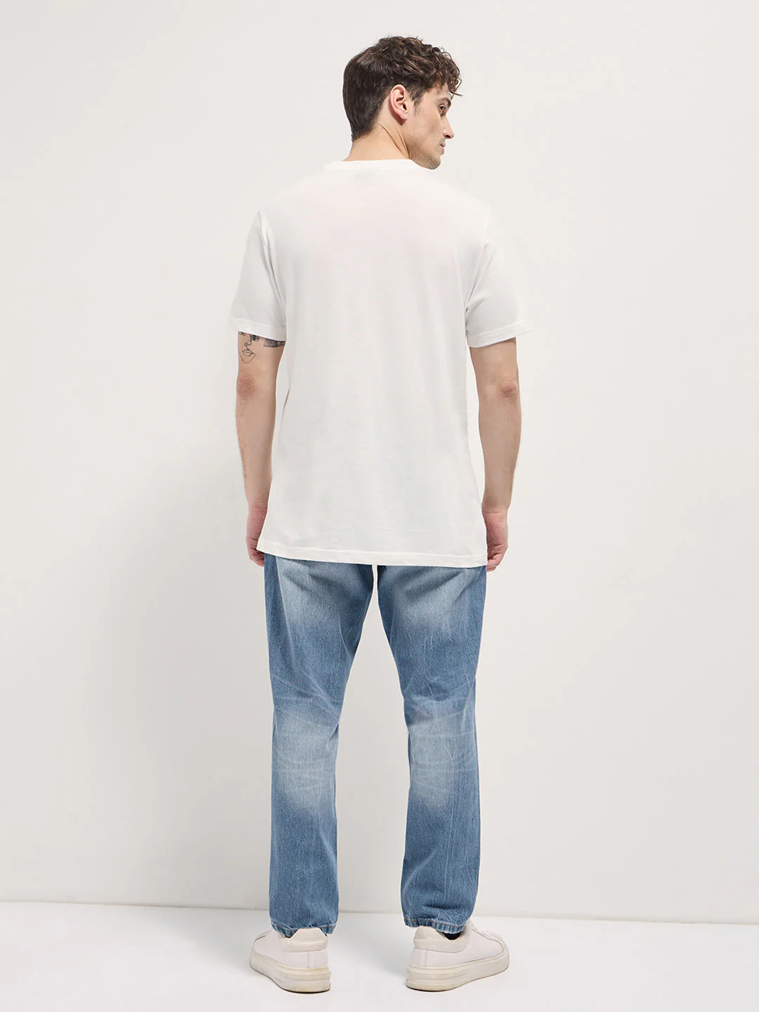 Men Light BlueLight Fade High Distressed Mid-Rise Relaxed Fit Jeans - Image 2