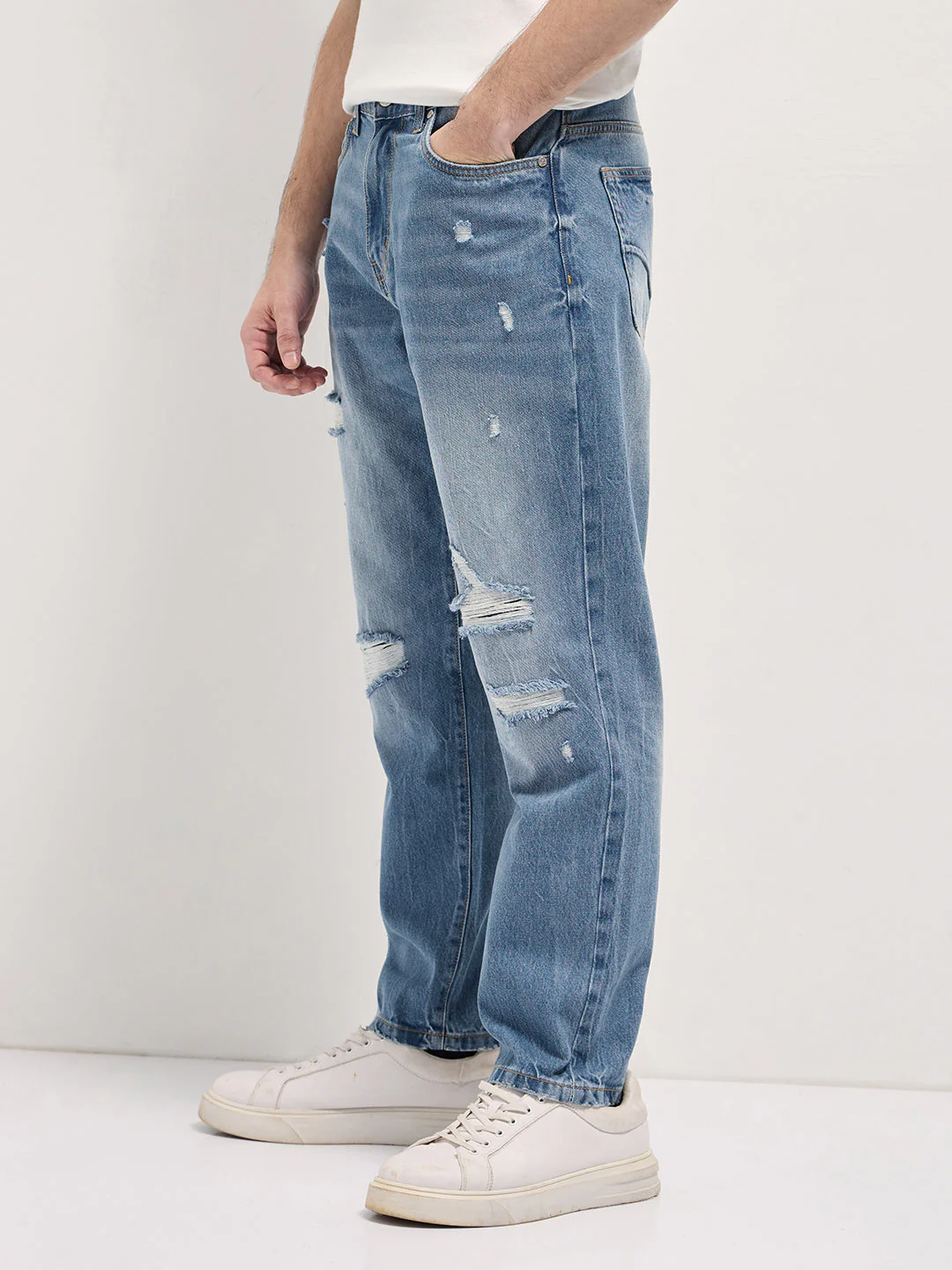 Men Light BlueLight Fade High Distressed Mid-Rise Relaxed Fit Jeans - Image 3