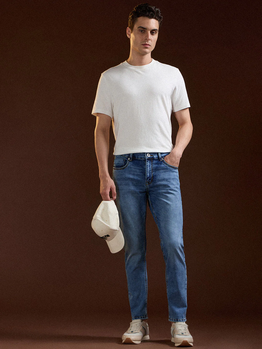 Men Light BlueMid Fade Mid-Rise Skinny Fit Jeans - Image 4
