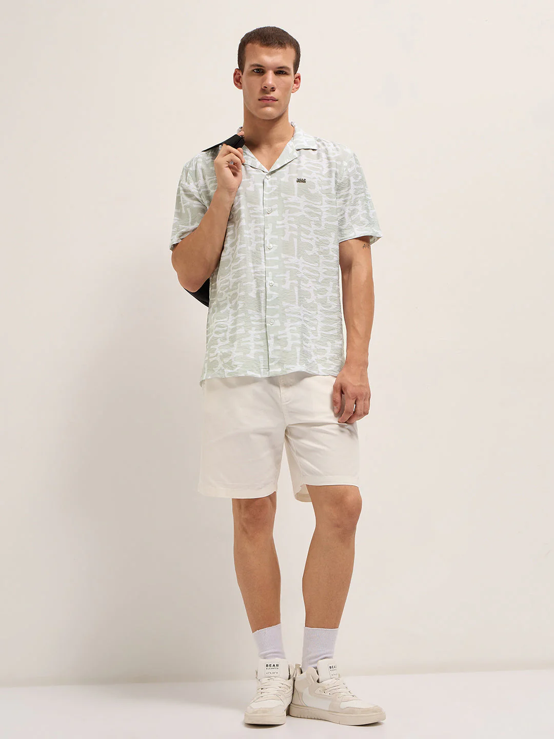 Men Light Green Abstract Brush Stroke Print Relaxed Fit Cuban Collar Shirt - Image 4
