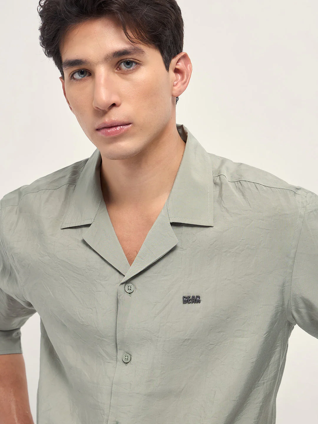 Men Light Green Lenzing Modal Solid Oversize Fit Casual Shirt - Image 5