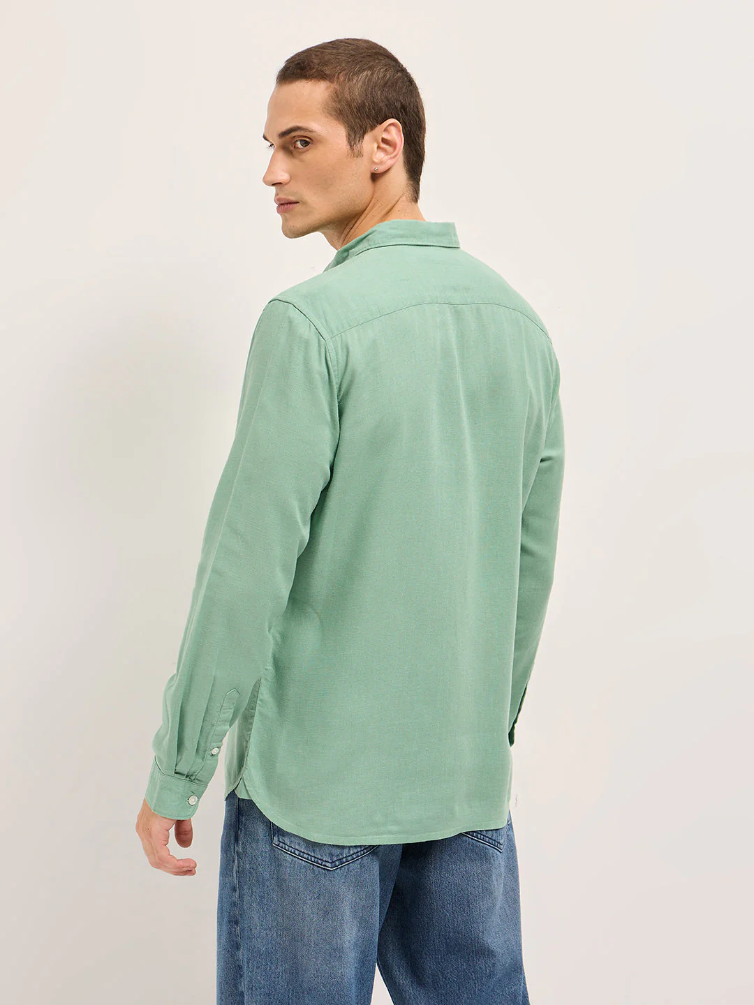 Men Light Green Solid Lyocell Slim Fit Casual Shirt - Image 2