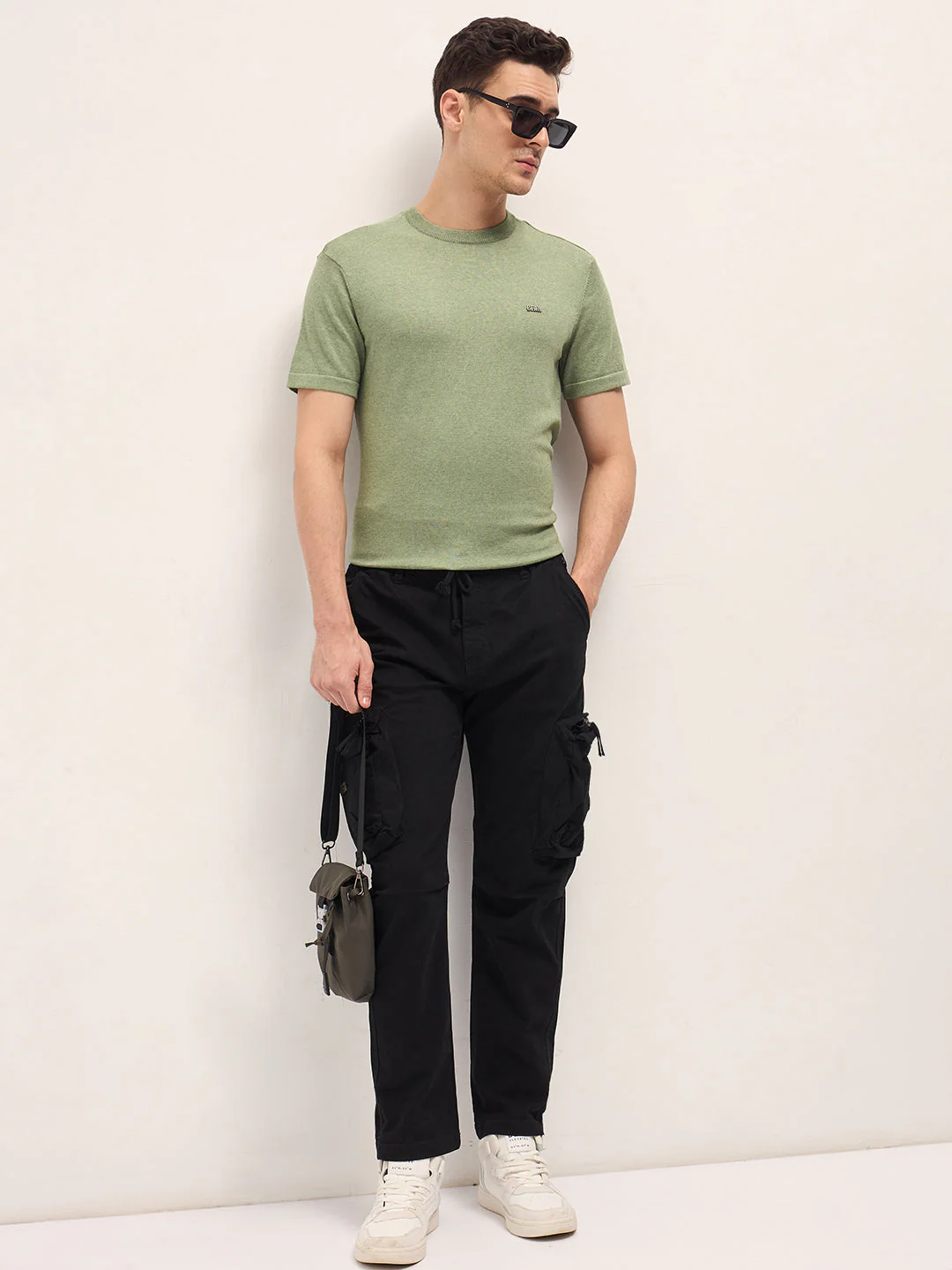 Men Light Green Solid Regular Fit Ribbed Crew Neck T-shirt - Image 4