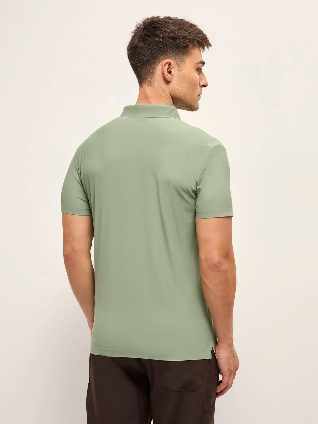 Men Light Green Solid Slim Fit Polo T-shirt - Image 2
