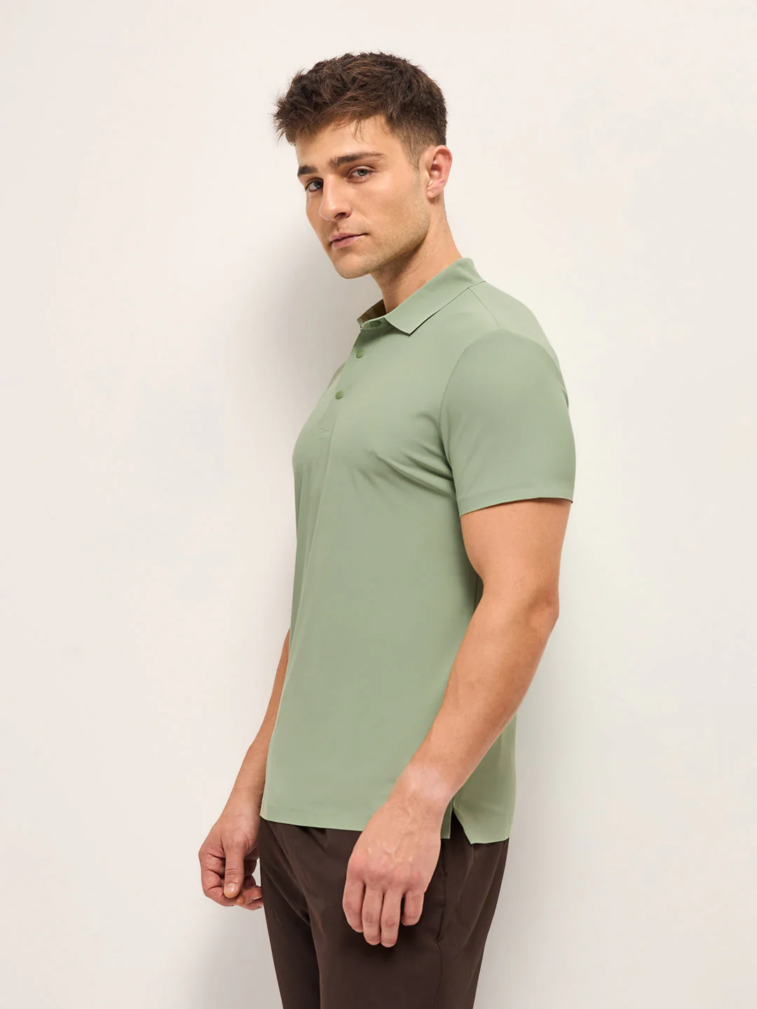 Men Light Green Solid Slim Fit Polo T-shirt - Image 3