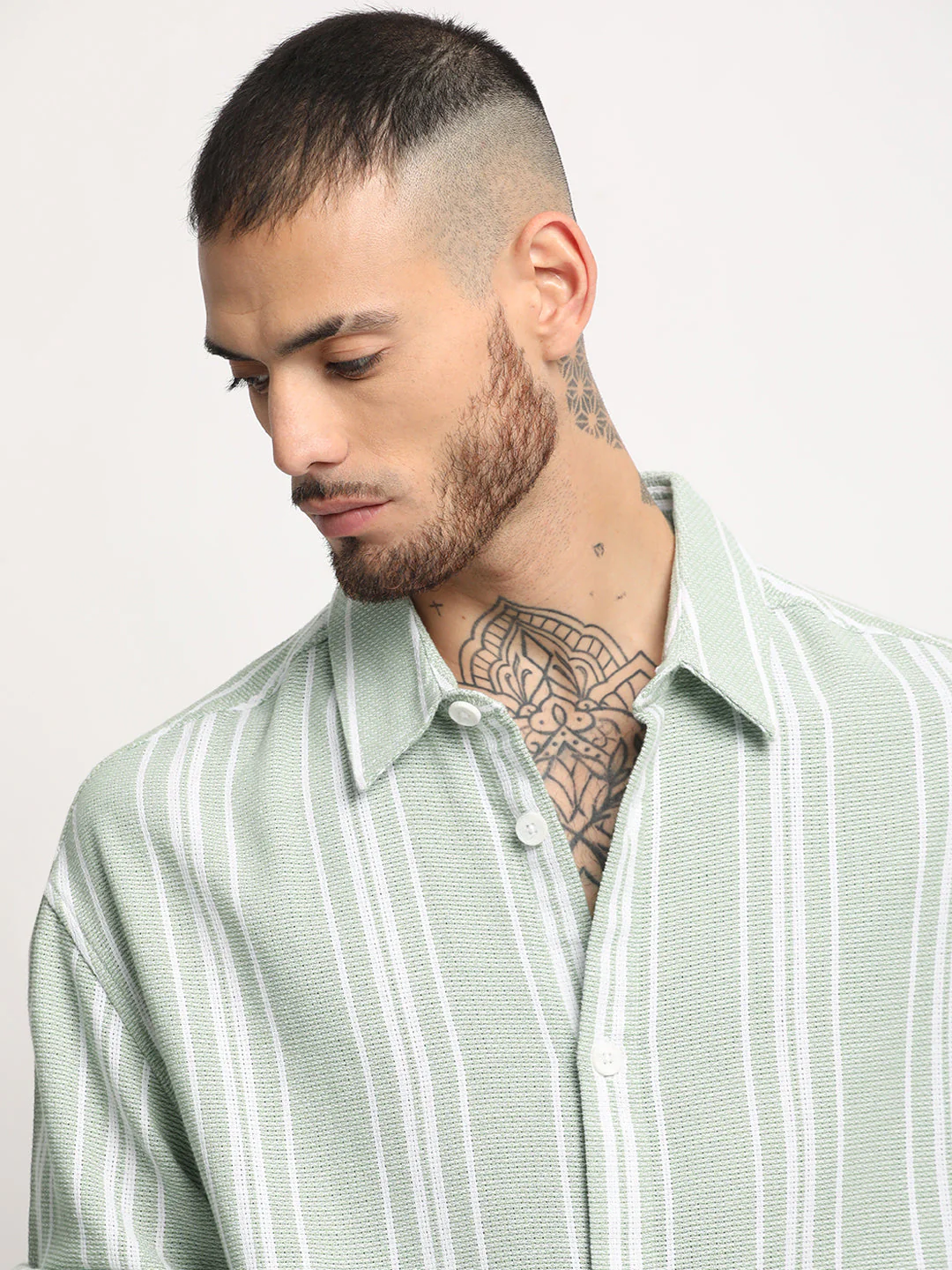 Men  Light Green Stripe Relax Fit Casual Shirt - Image 2