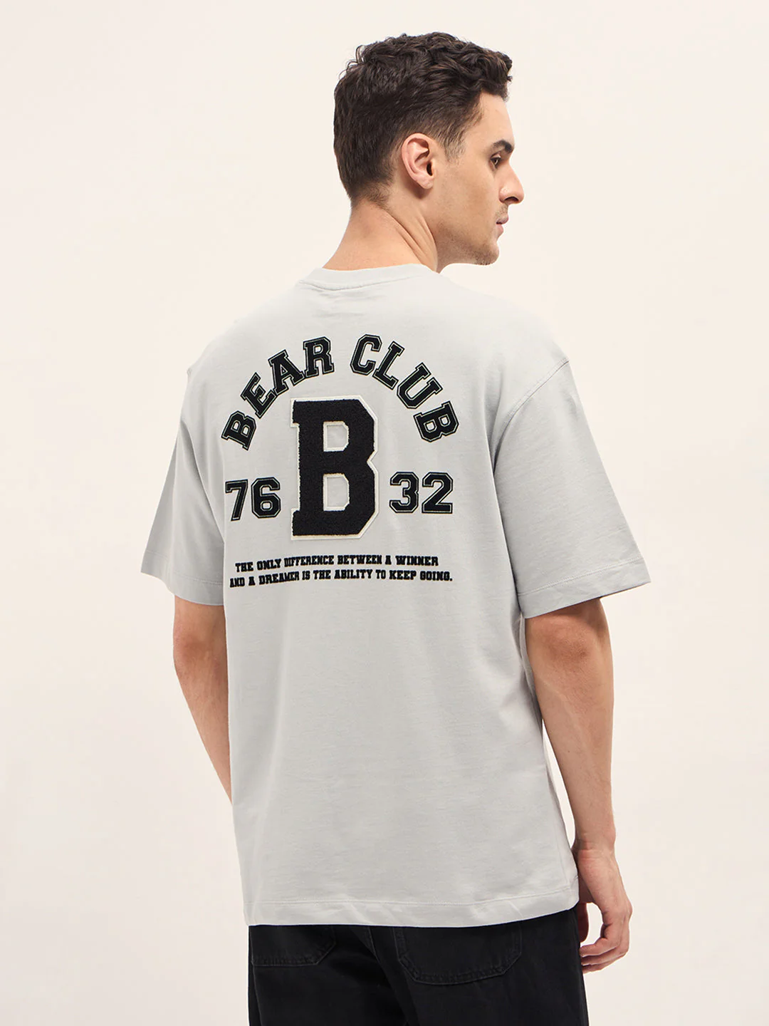 Men Light Grey Bold Typography Graphic Print Crew Neck T-shirt - Image 2