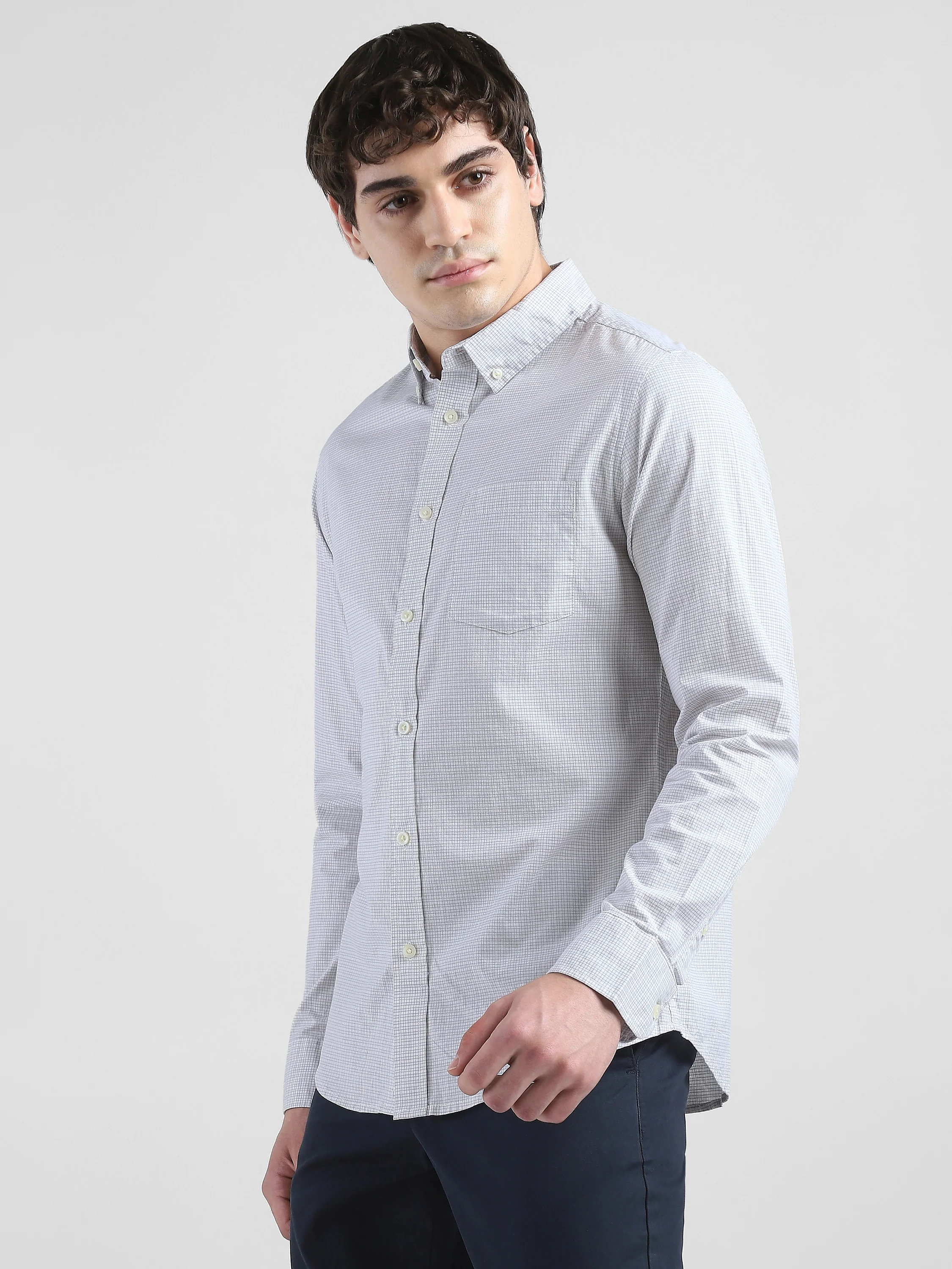 Men Light Grey Checked Regular Fit Shirt - Image 5