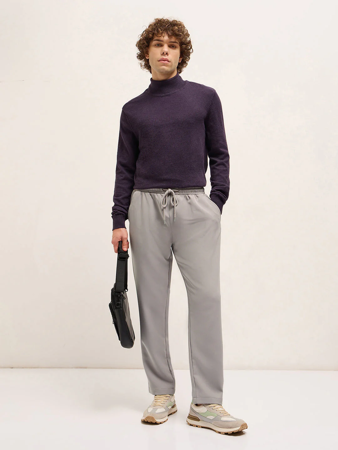Men Light Grey Classic Korean-Inspired Elastic Waist Casual Trouser - Image 4