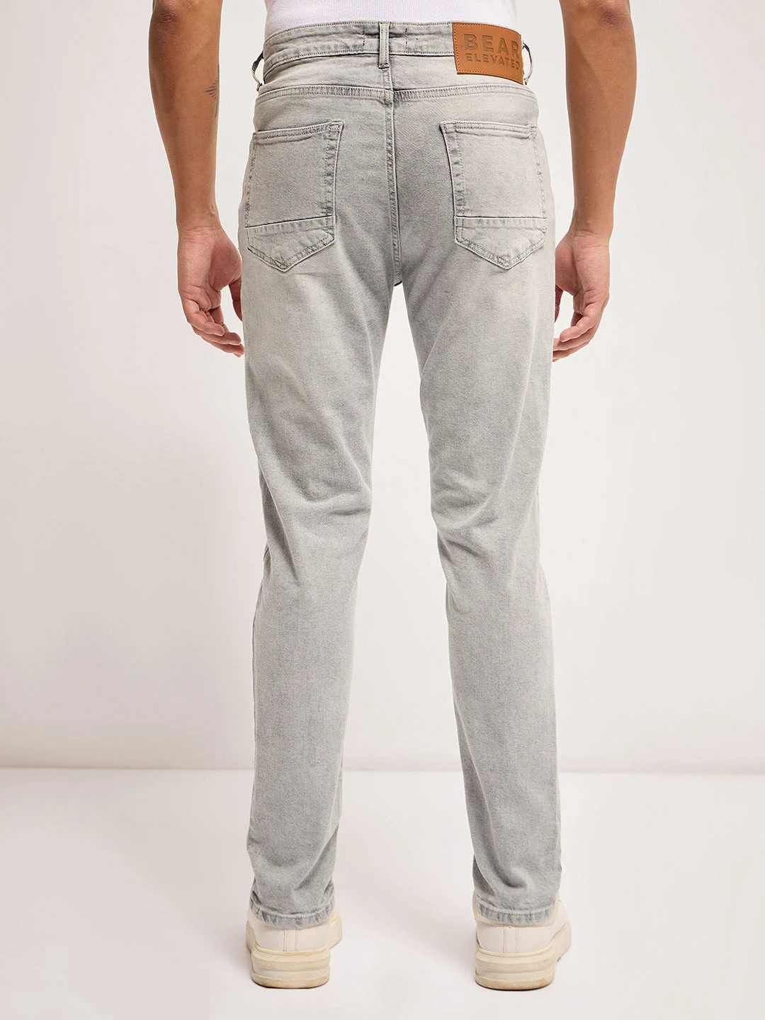 Men Light Grey Mid Rise Slim Fit Jean - Image 2
