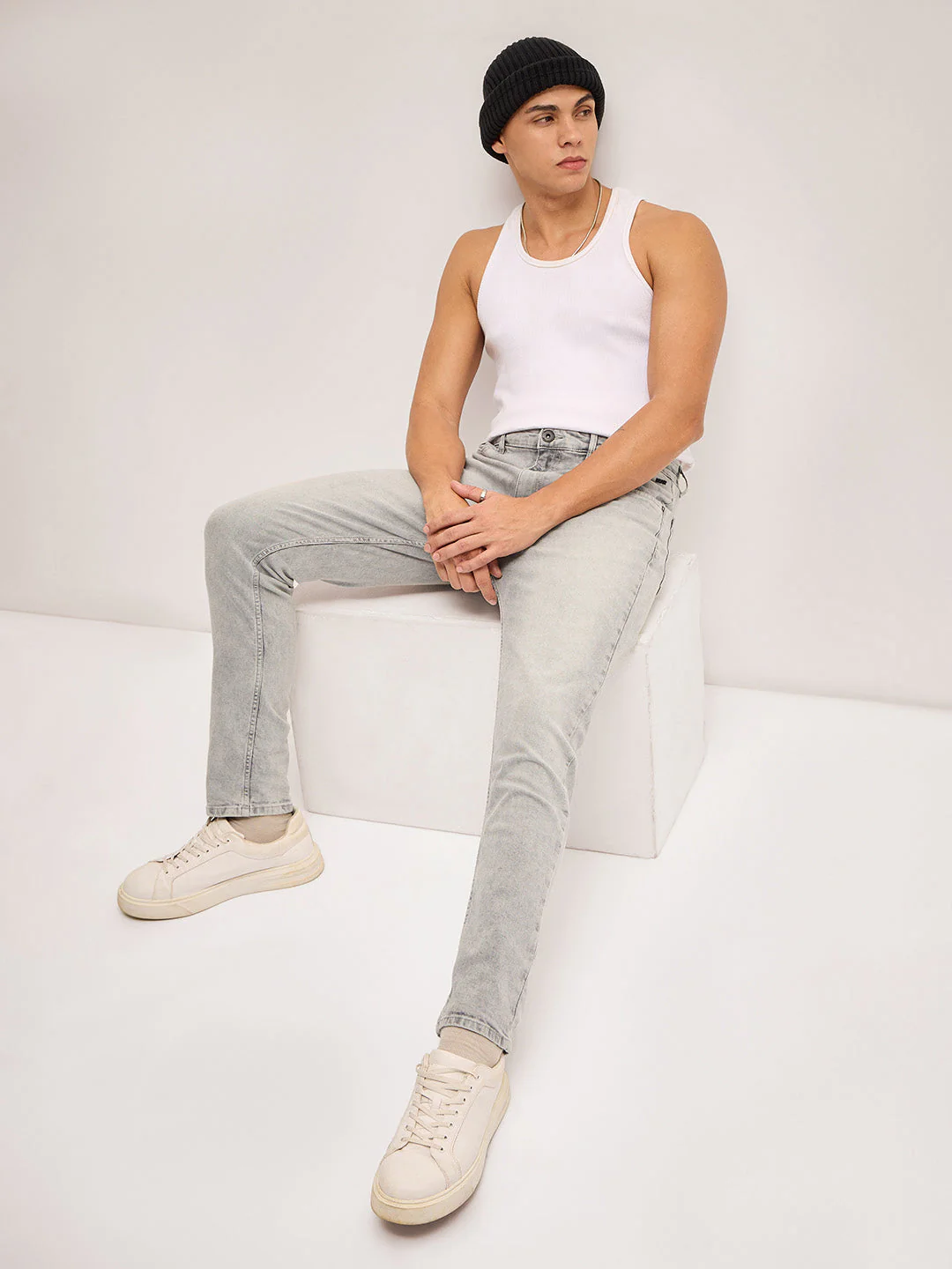 Men Light Grey Mid Rise Slim Fit Jean - Image 5