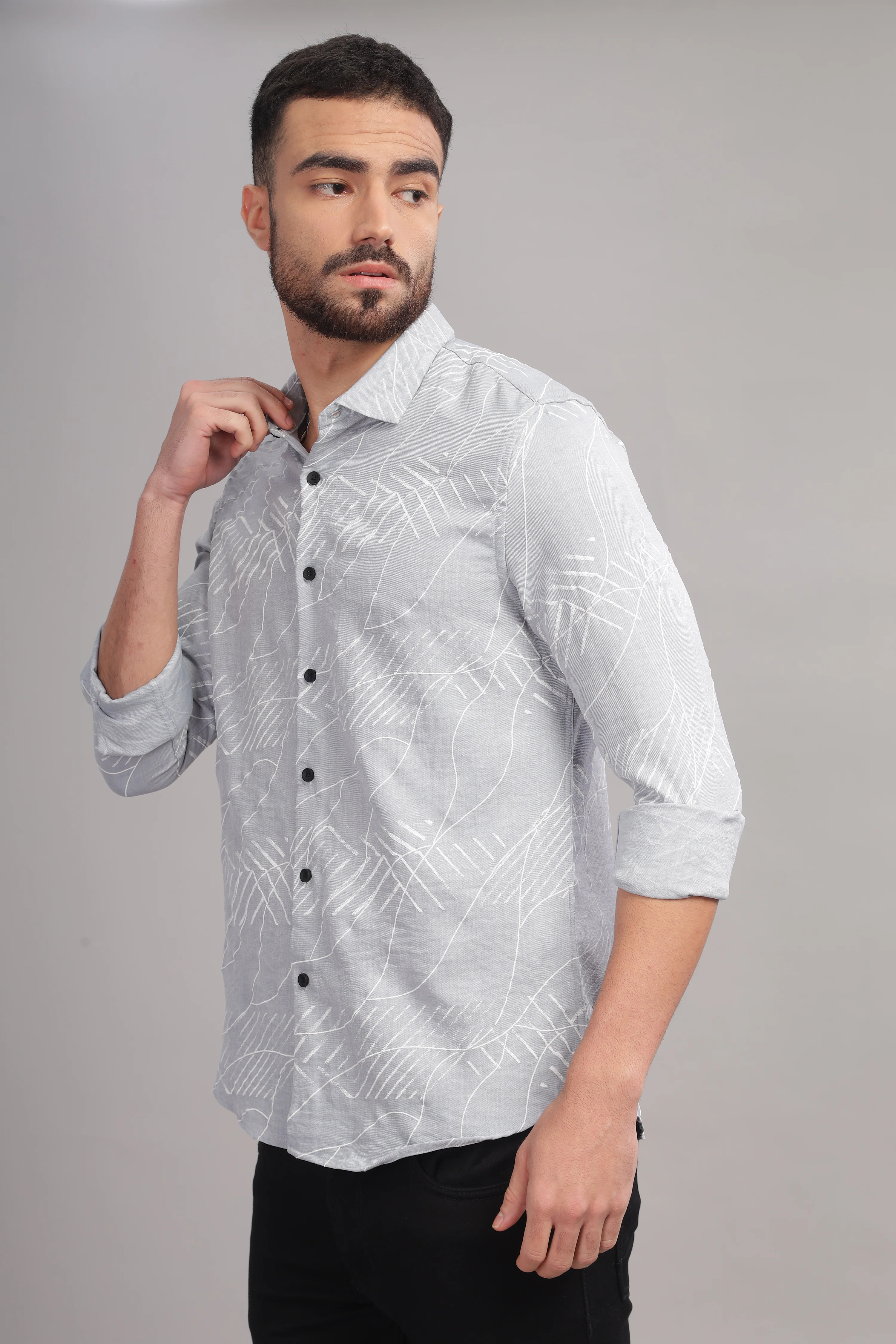Men Light Grey Slim Fit Shirt - Image 4