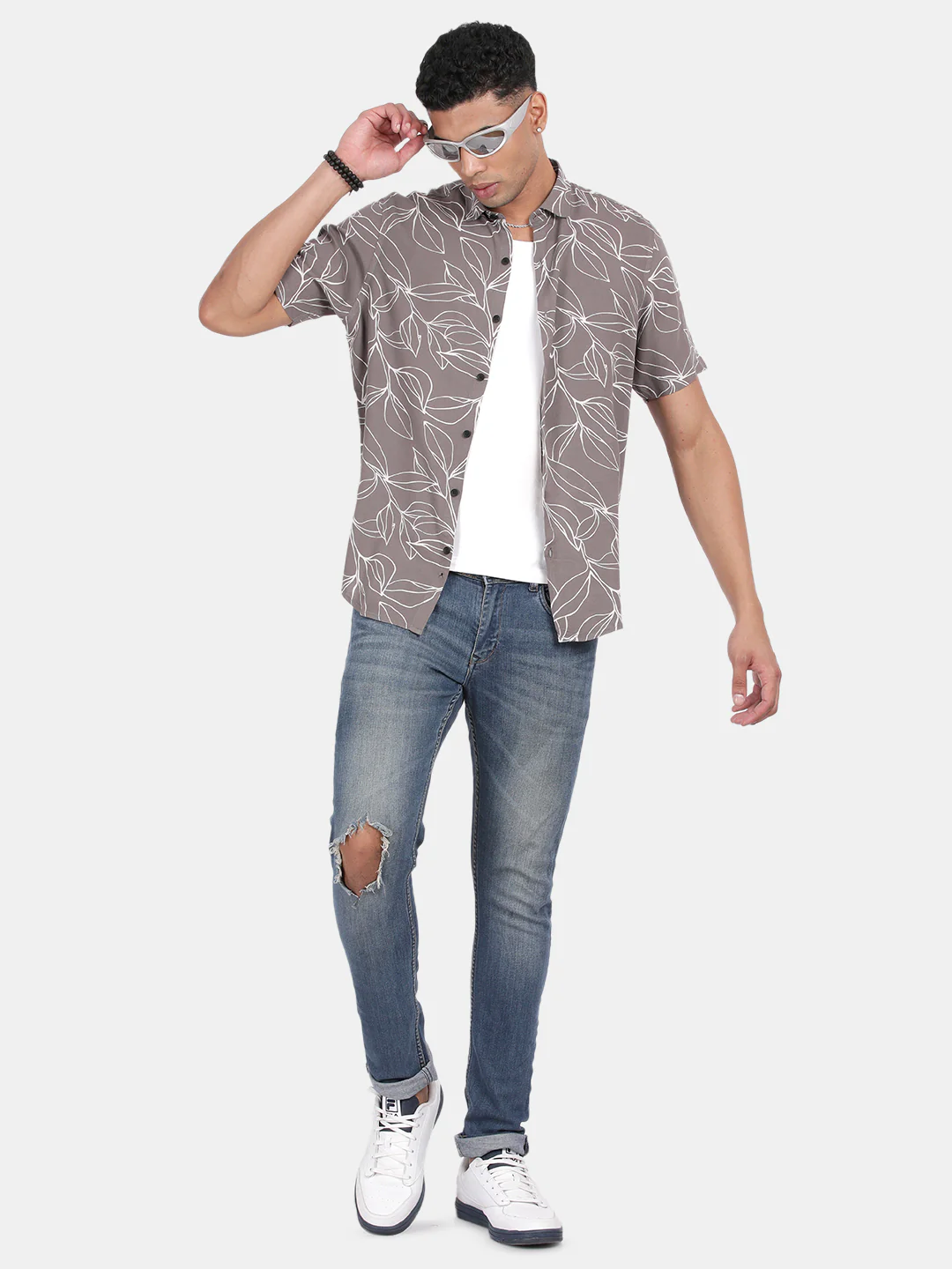 Men Light grey Slim Fit Spread Collar Half Sleeve Casual Shirt - Image 3