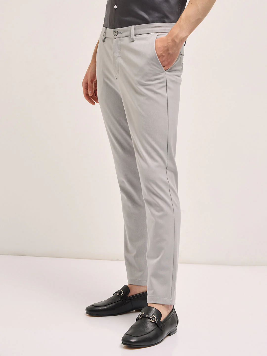 Men Light Grey Solid 4 Way Stretch Formal Trouser - Image 3