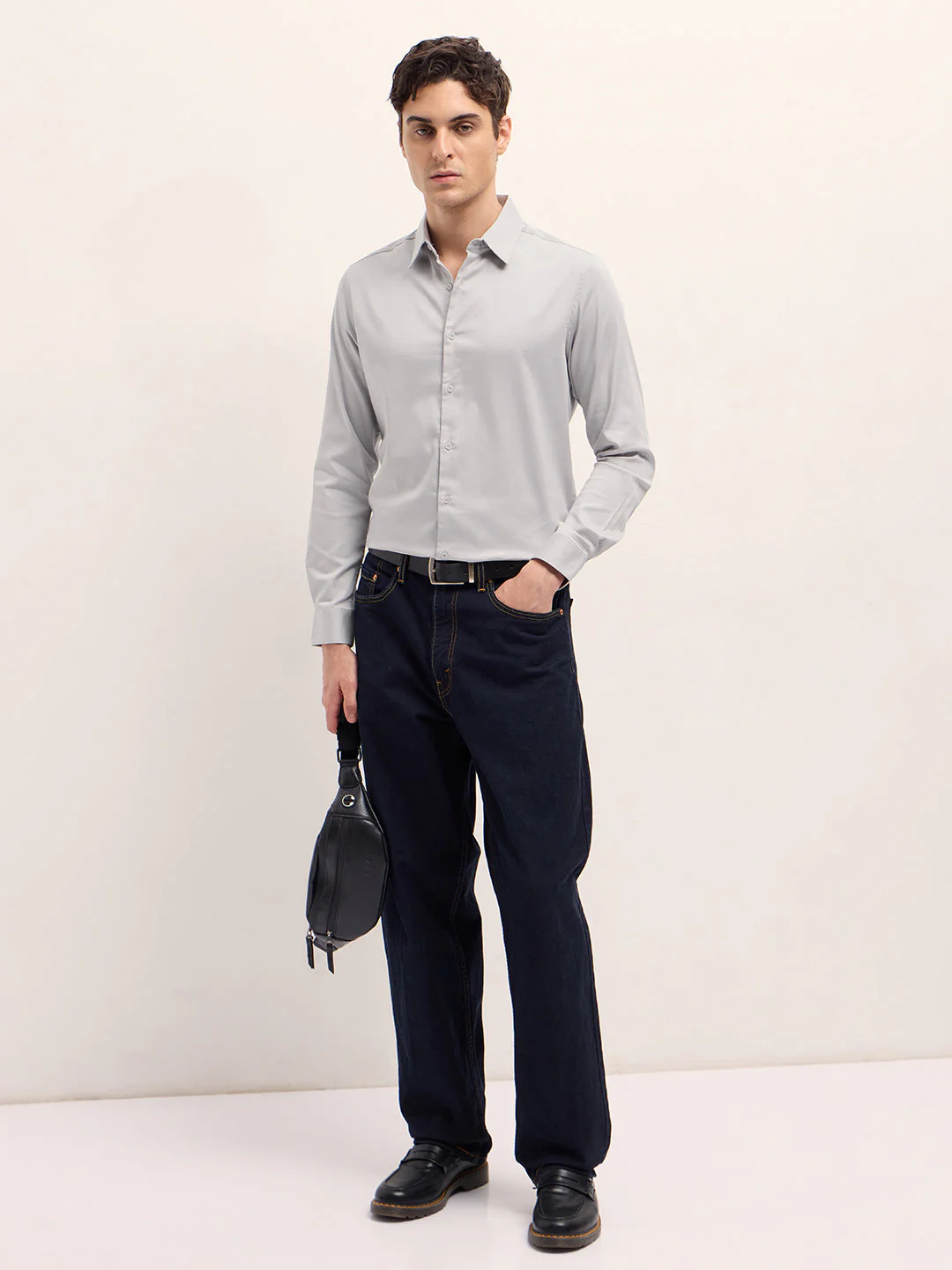 Men Light Grey Solid Slim Fit Casual Shirt - Image 4