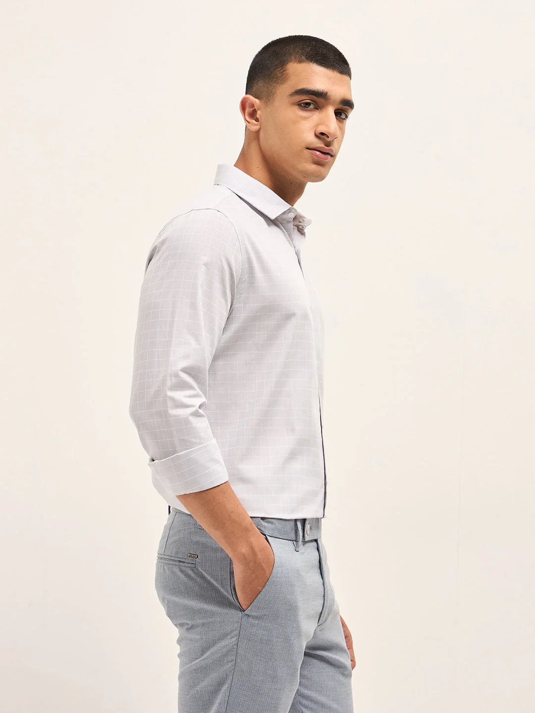 Men Light Grey Windowpane Checks Tailored Fit Formal Shirt - Image 3
