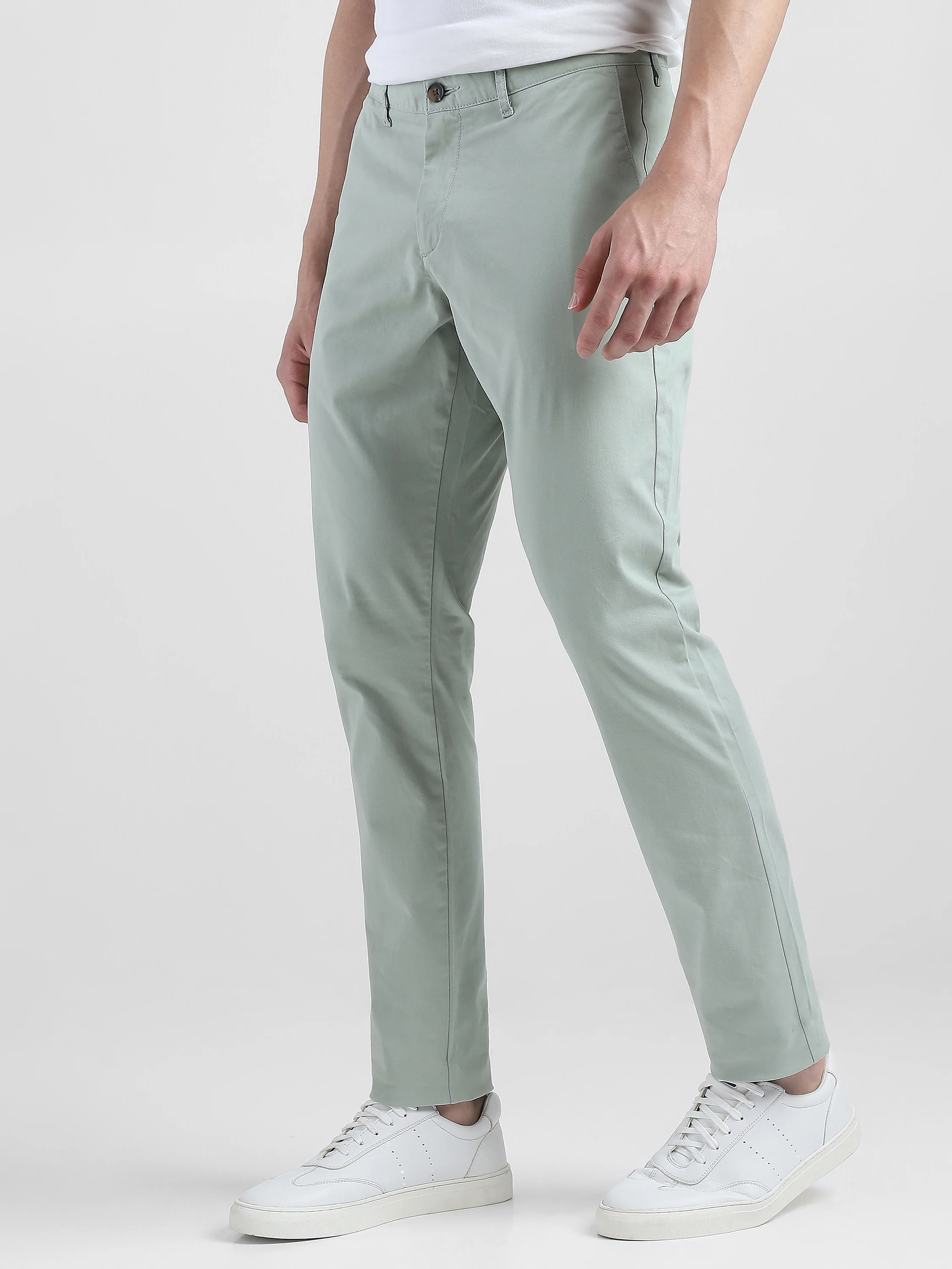 Men Light Mid Rise Green Regular Trouser - Image 6
