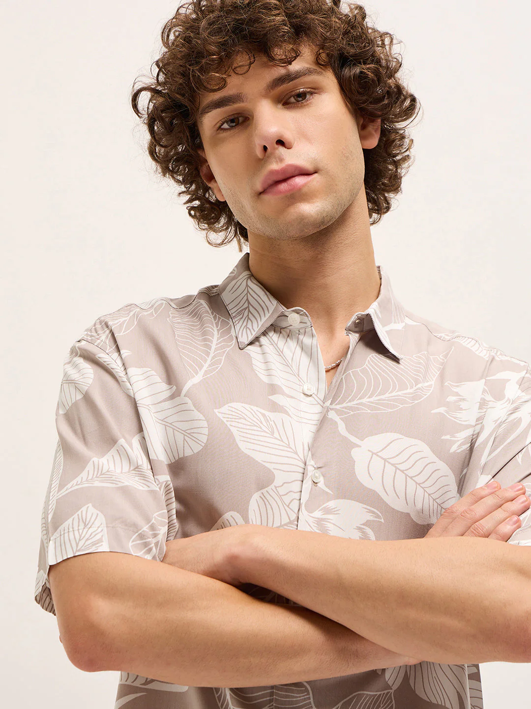 Men Light Pink Floral Print Relax Fit Casual shirt - Image 8