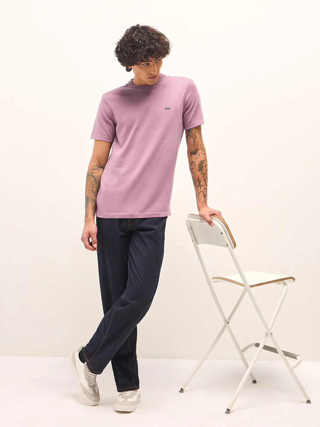 Men Light Purple Solid Regular Fit Ribbed Crew Neck T-shirt - Image 4