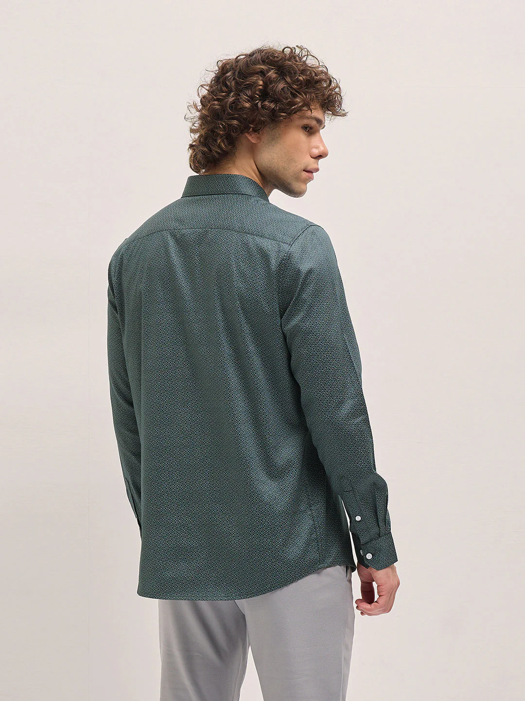 Men Light Teal Blue Geometric Printed Tailored Fit Formal Shirt - Image 2