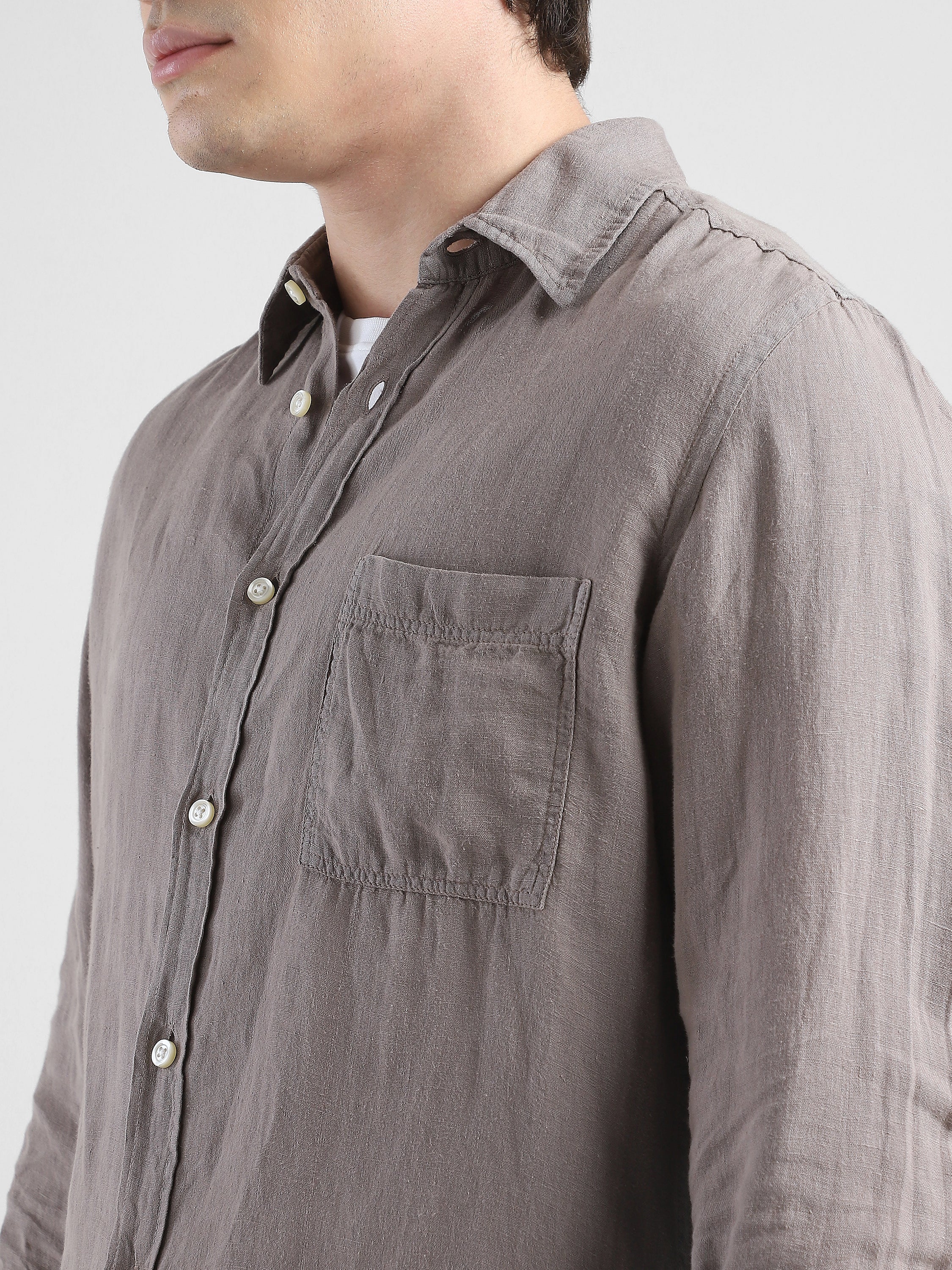 Men 100% Linen Brown Regular Fit Shirt - Image 3