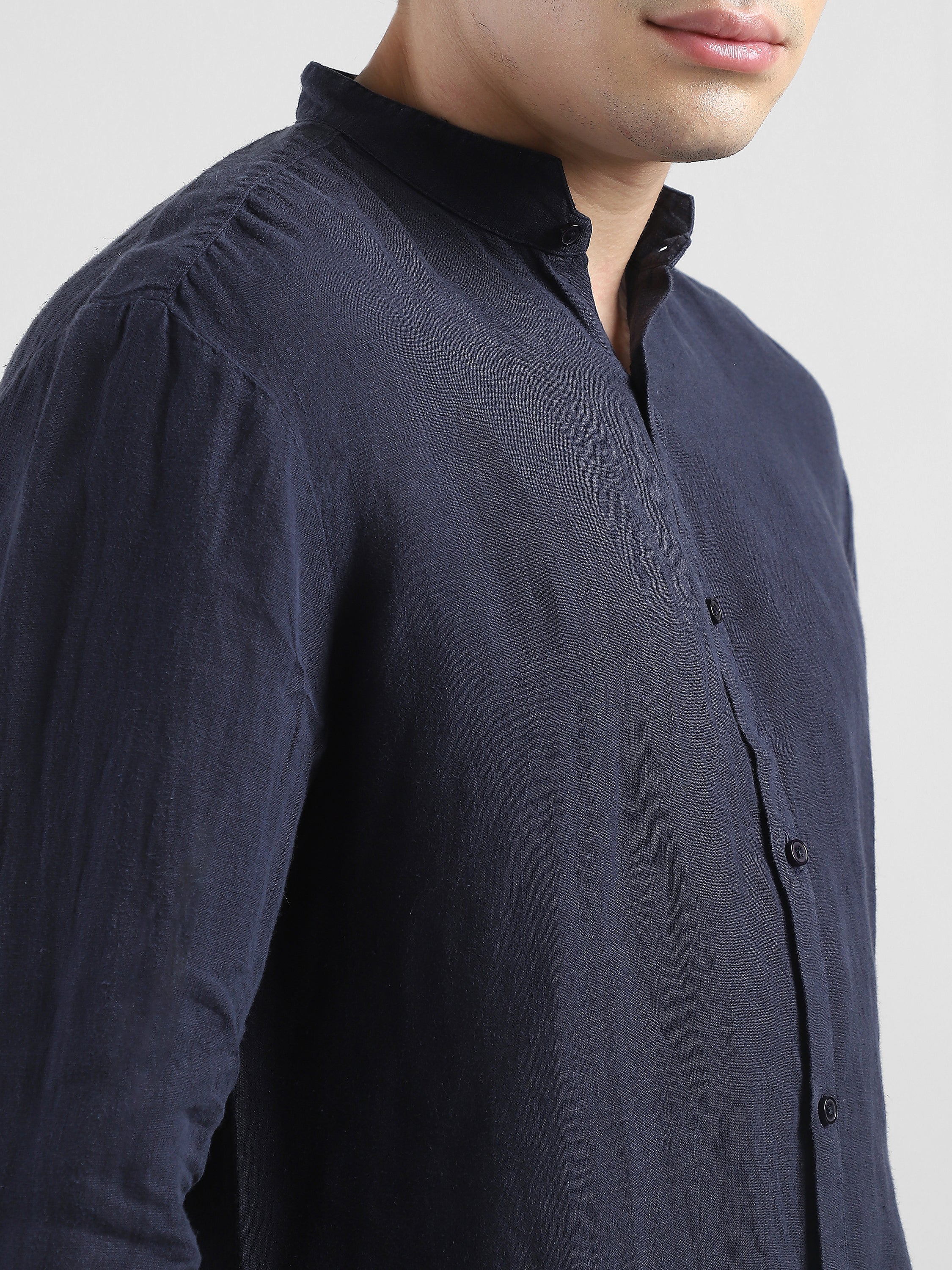 Men 100% Linen Navy Regular Fit  Shirt - Image 6