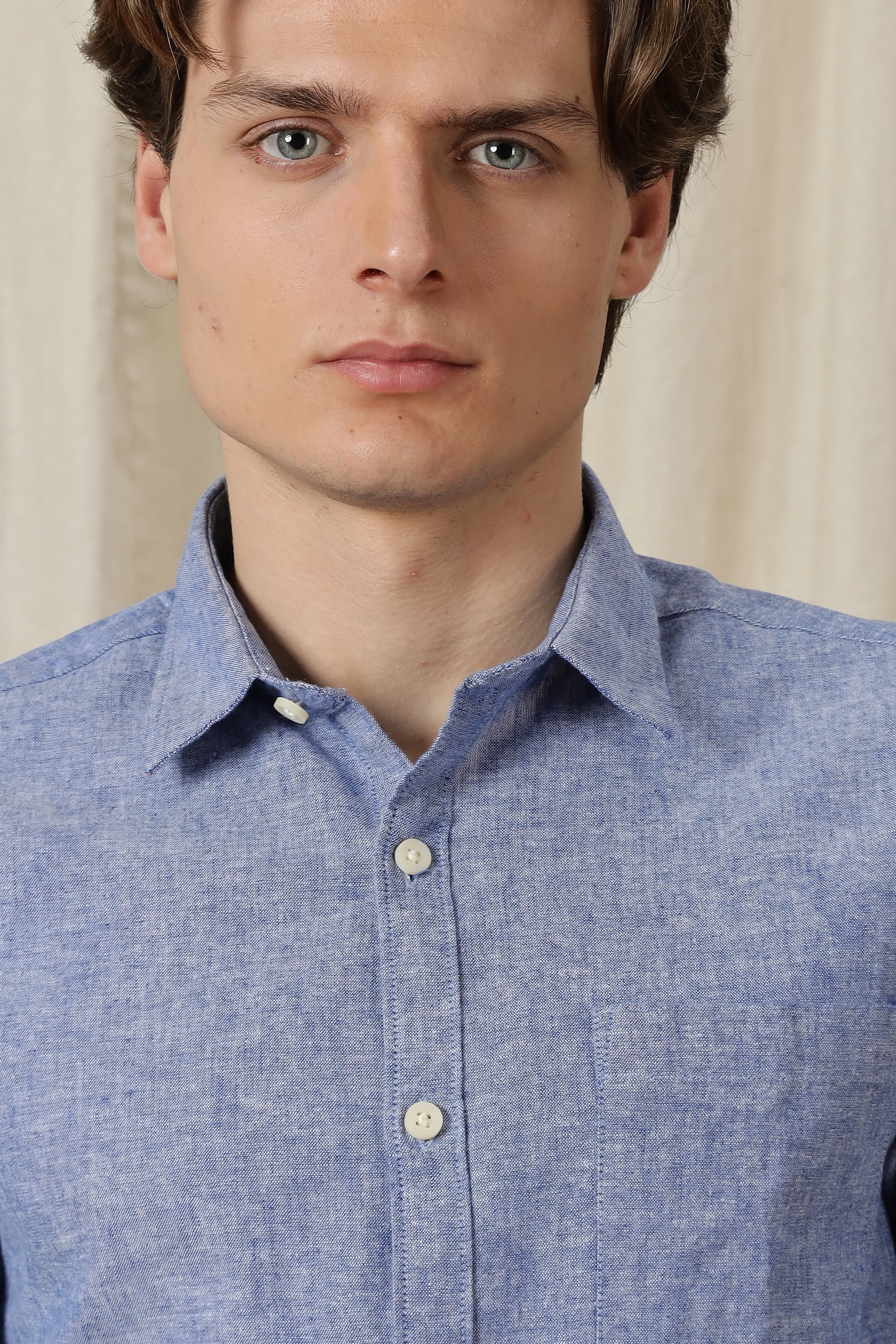 Men Linen Solid Casual Shirt - Image 3