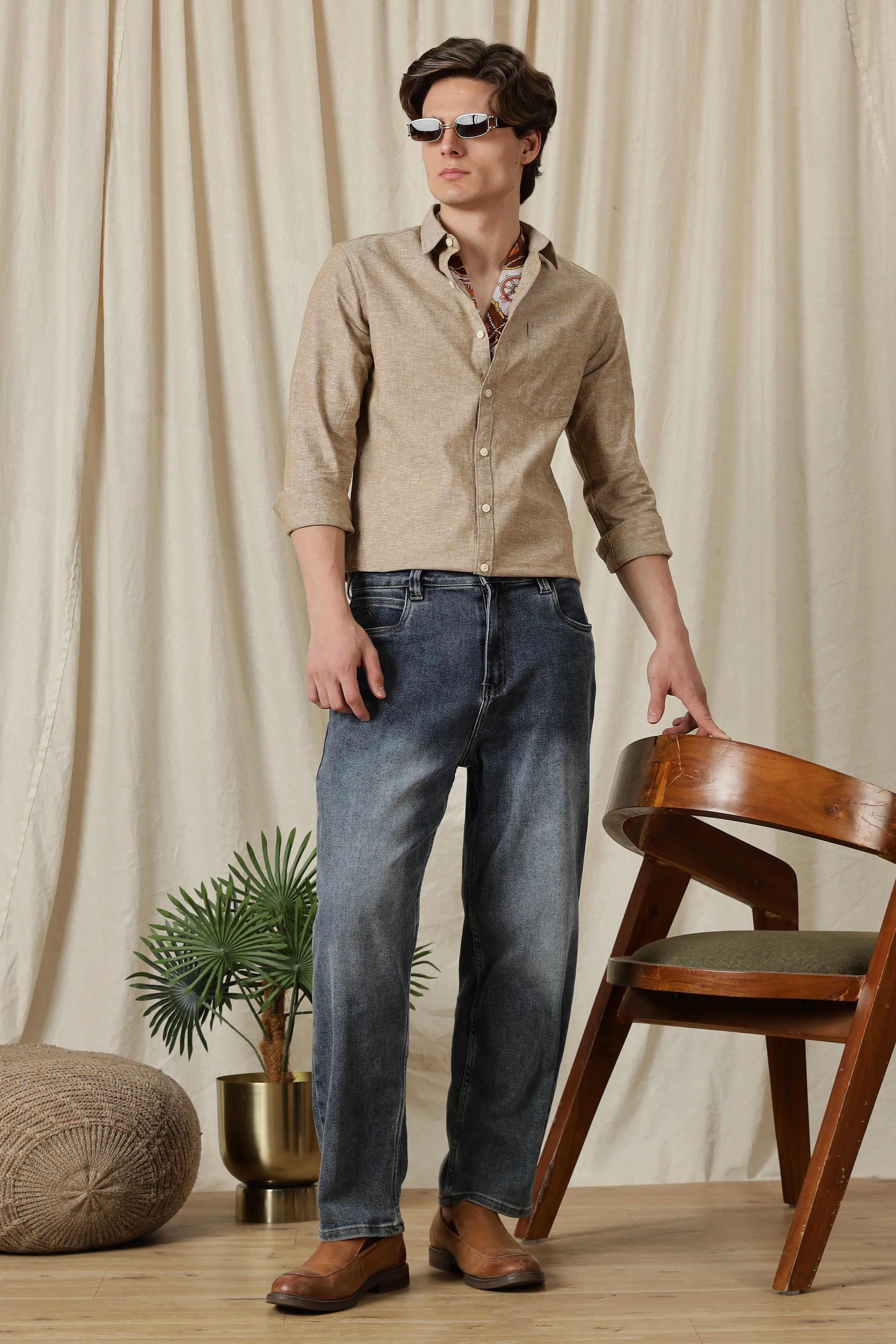 Men Linen Solid Casual Shirt - Image 2