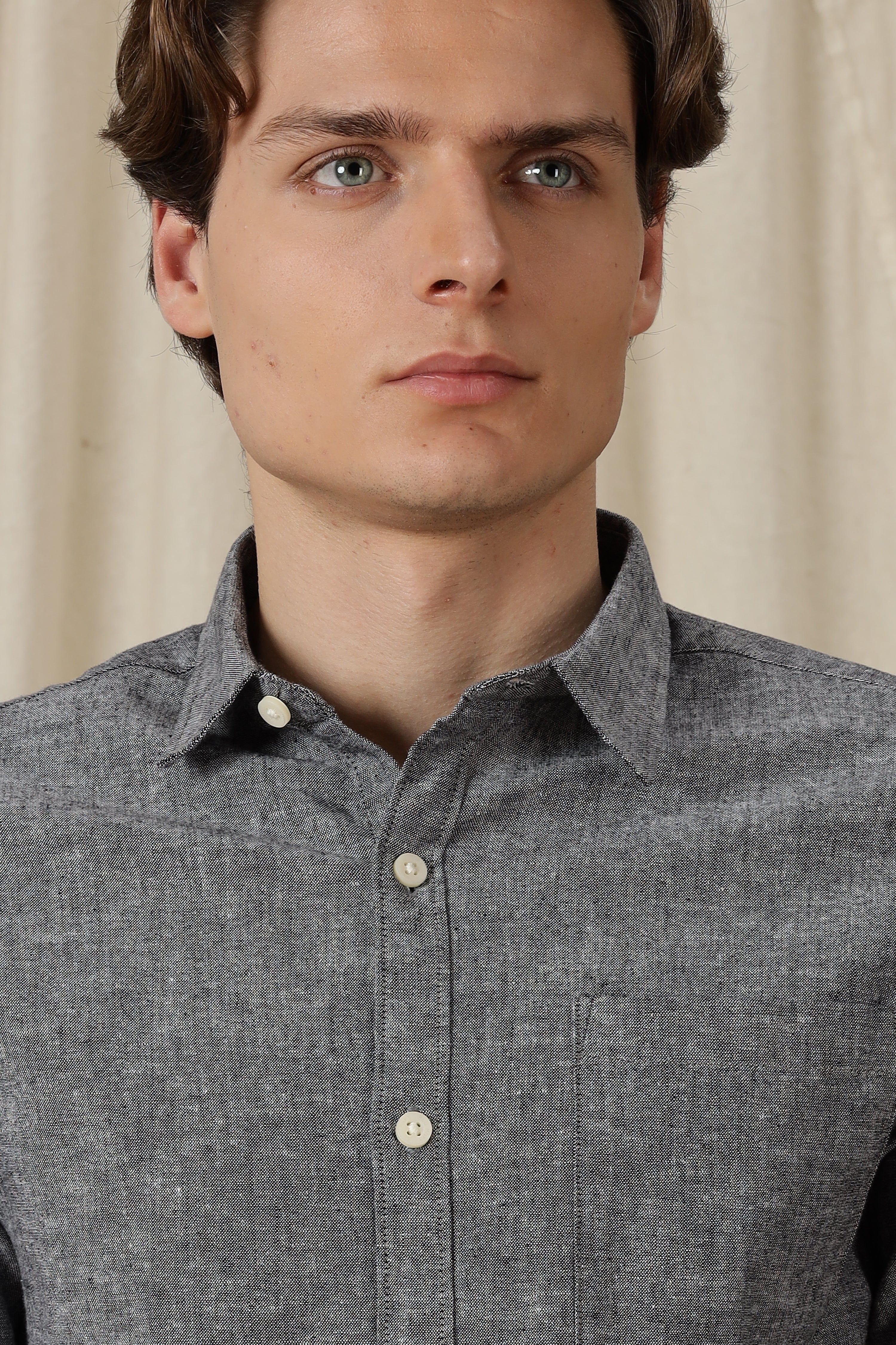 Men Linen Solid Casual Shirt - Image 3