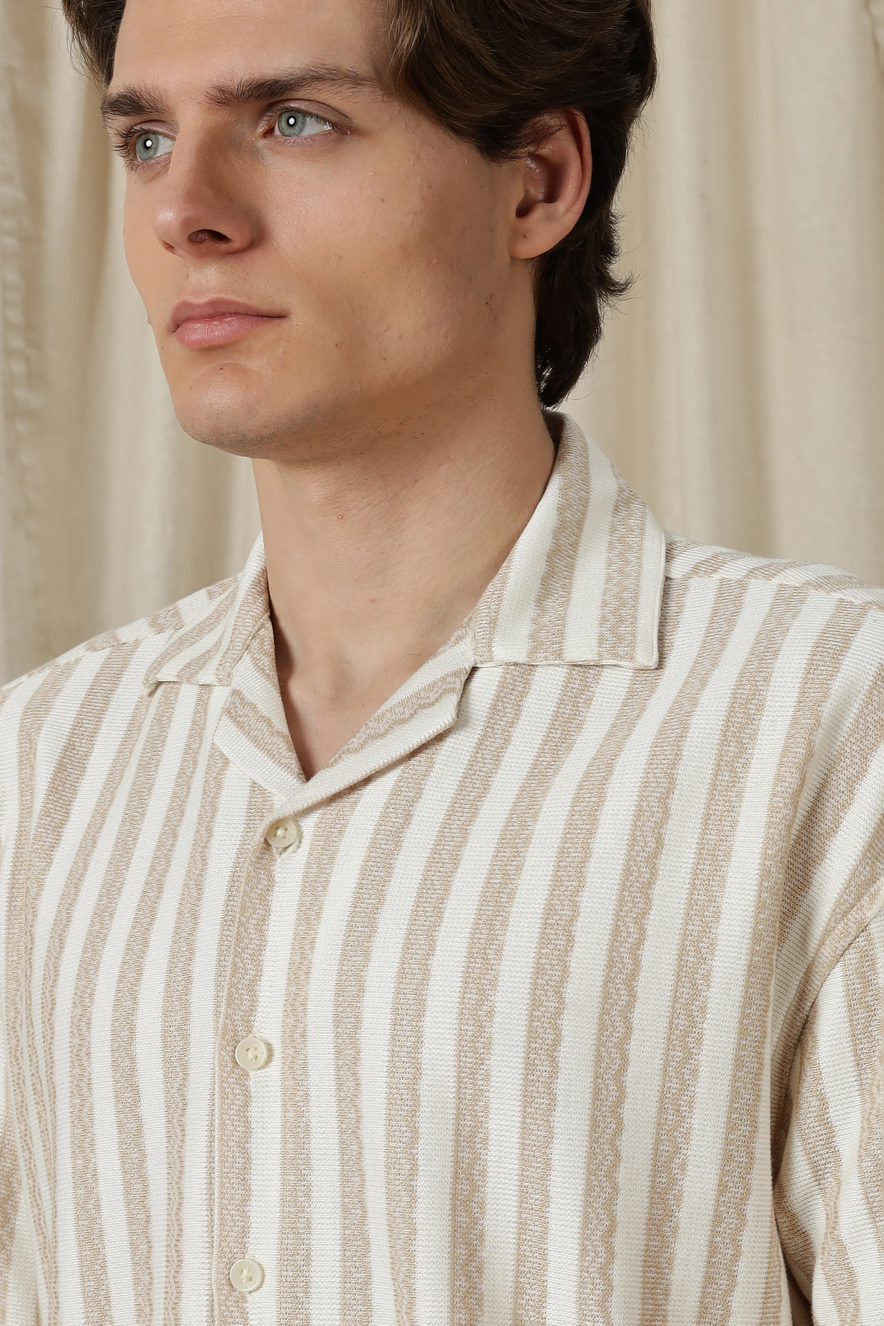 Men Loose Fit Textured Casual Shirt - Image 3