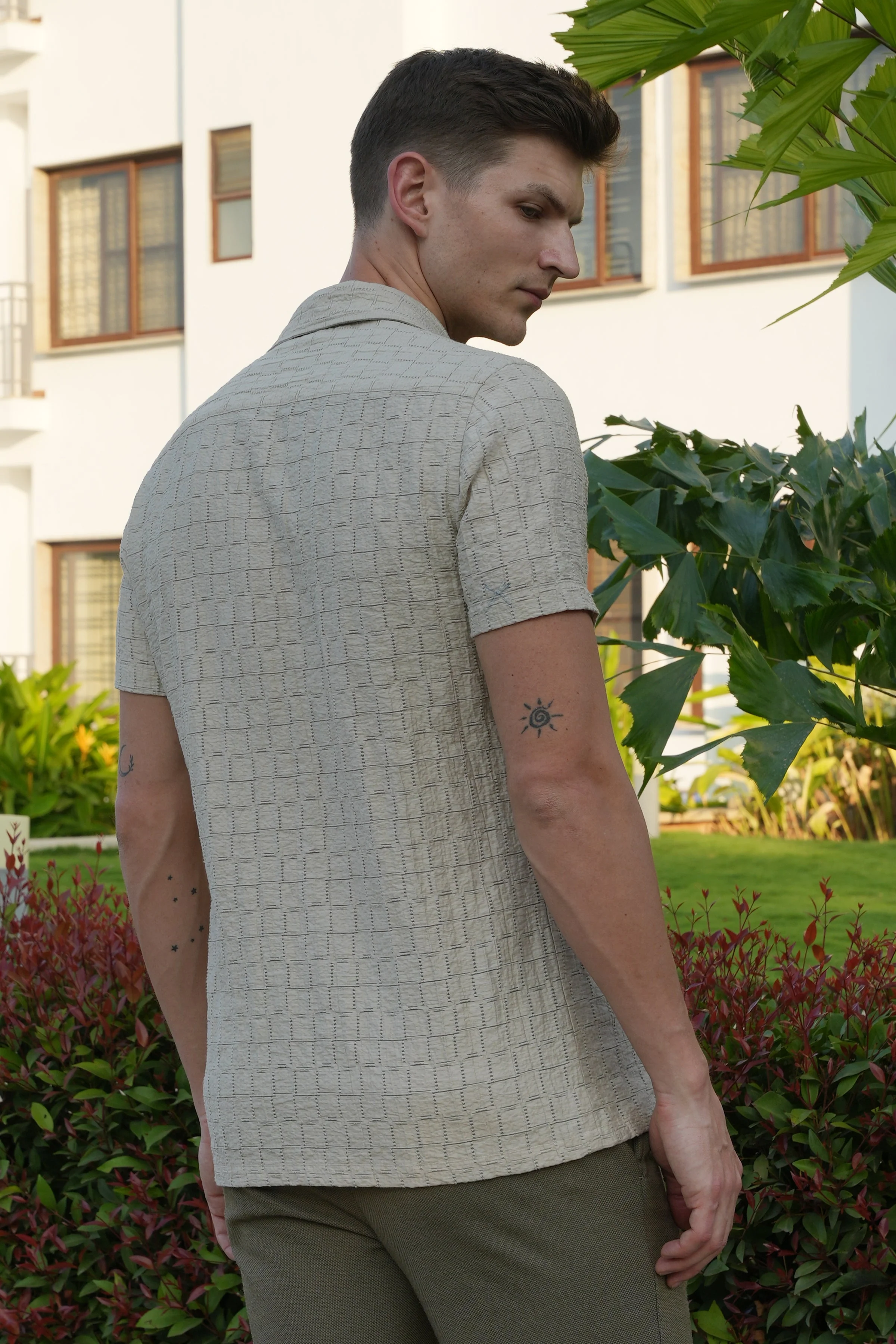 Men Lucky Crotchet Shirt Beige Vibe - Image 7