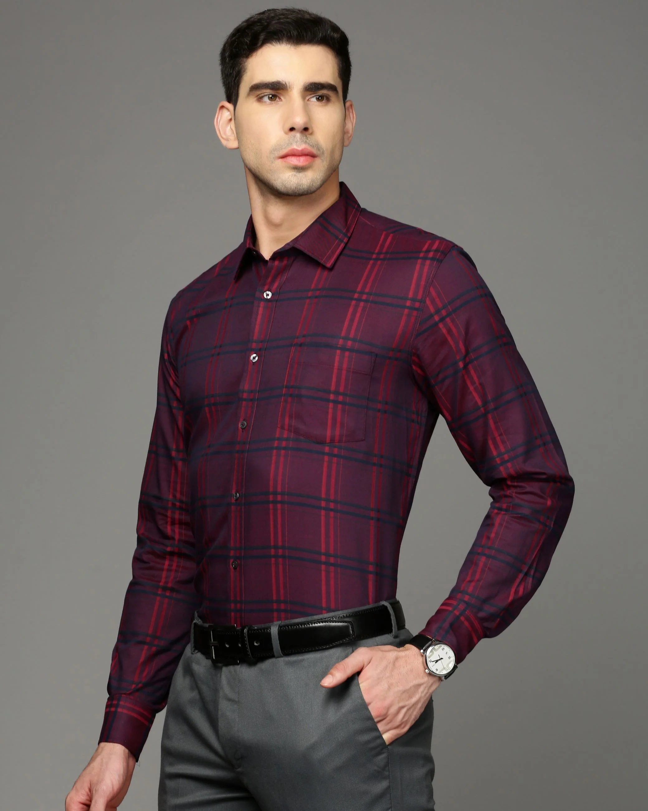 Men Maroon Cotton Blend Slim Shirt - Image 4