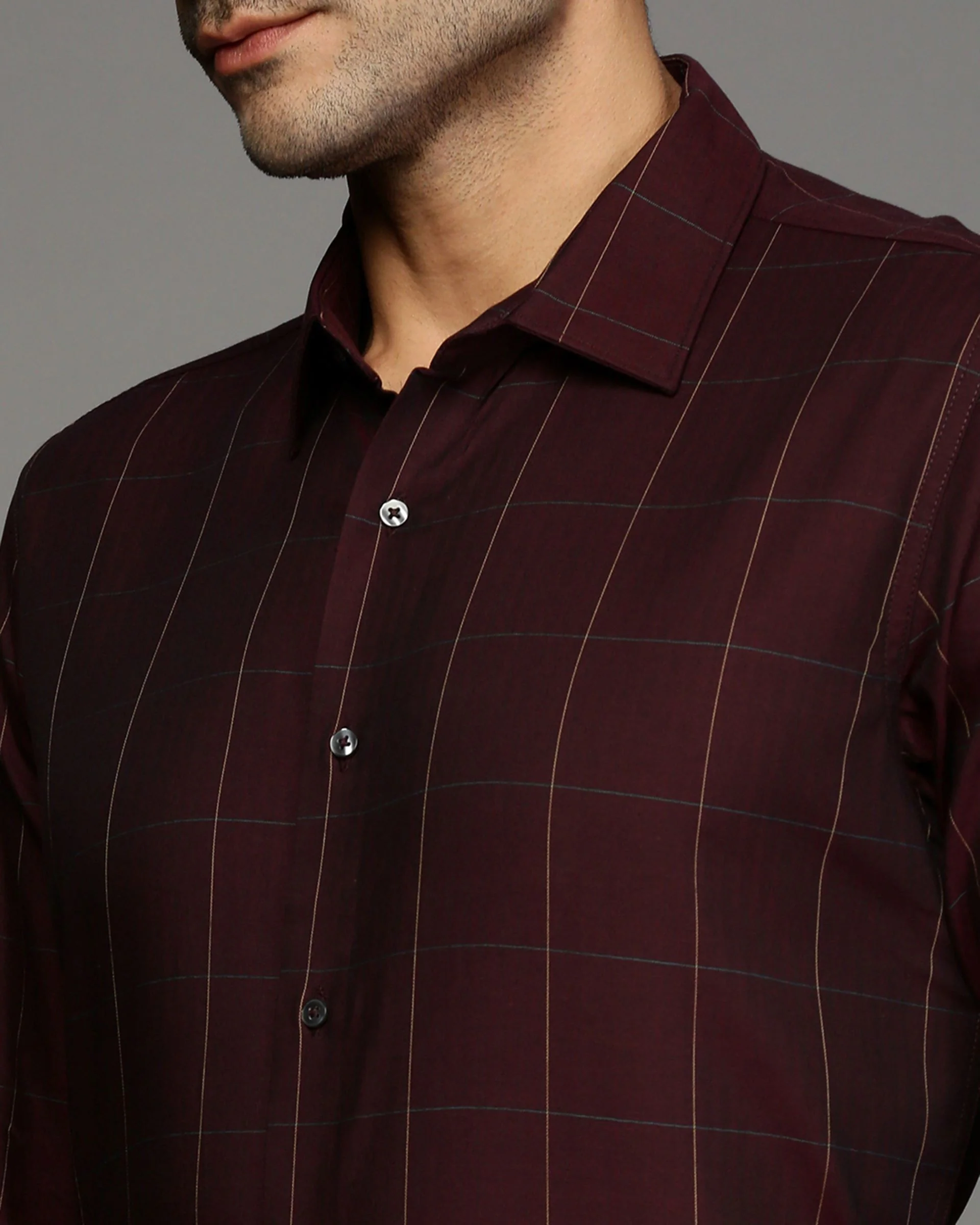 Men Maroon Cotton Blend Slim Shirt - Image 6