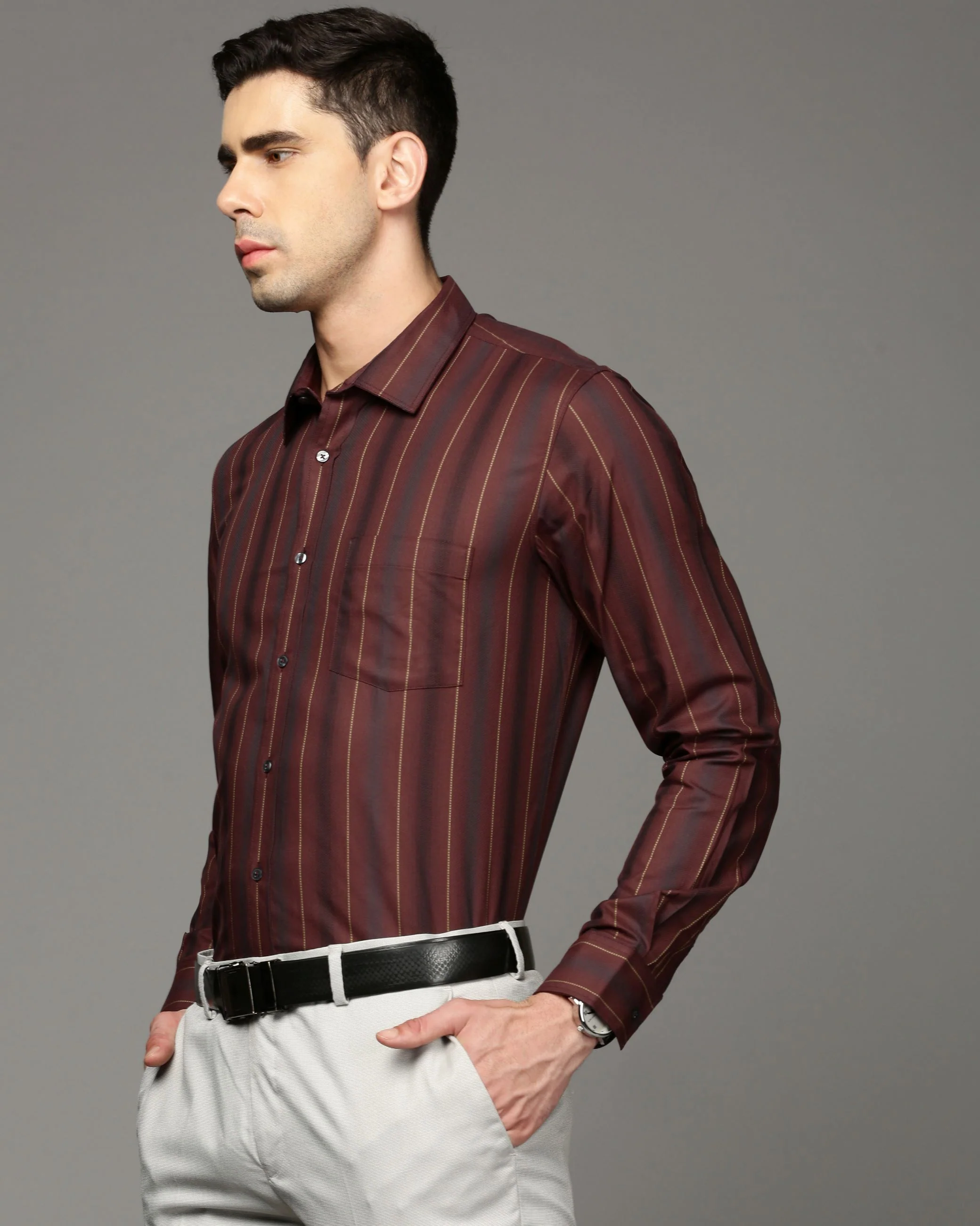 Men Maroon Cotton Blend Slim Shirt - Image 3