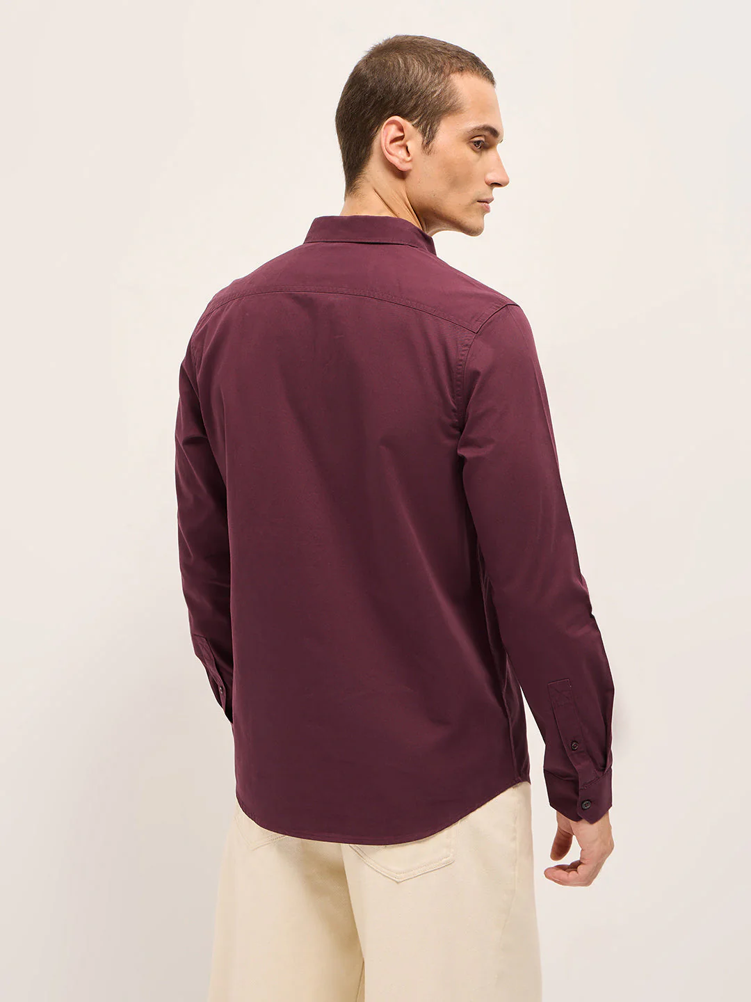 Men Maroon Cotton Solid Slim Fit Casual Shirt - Image 2