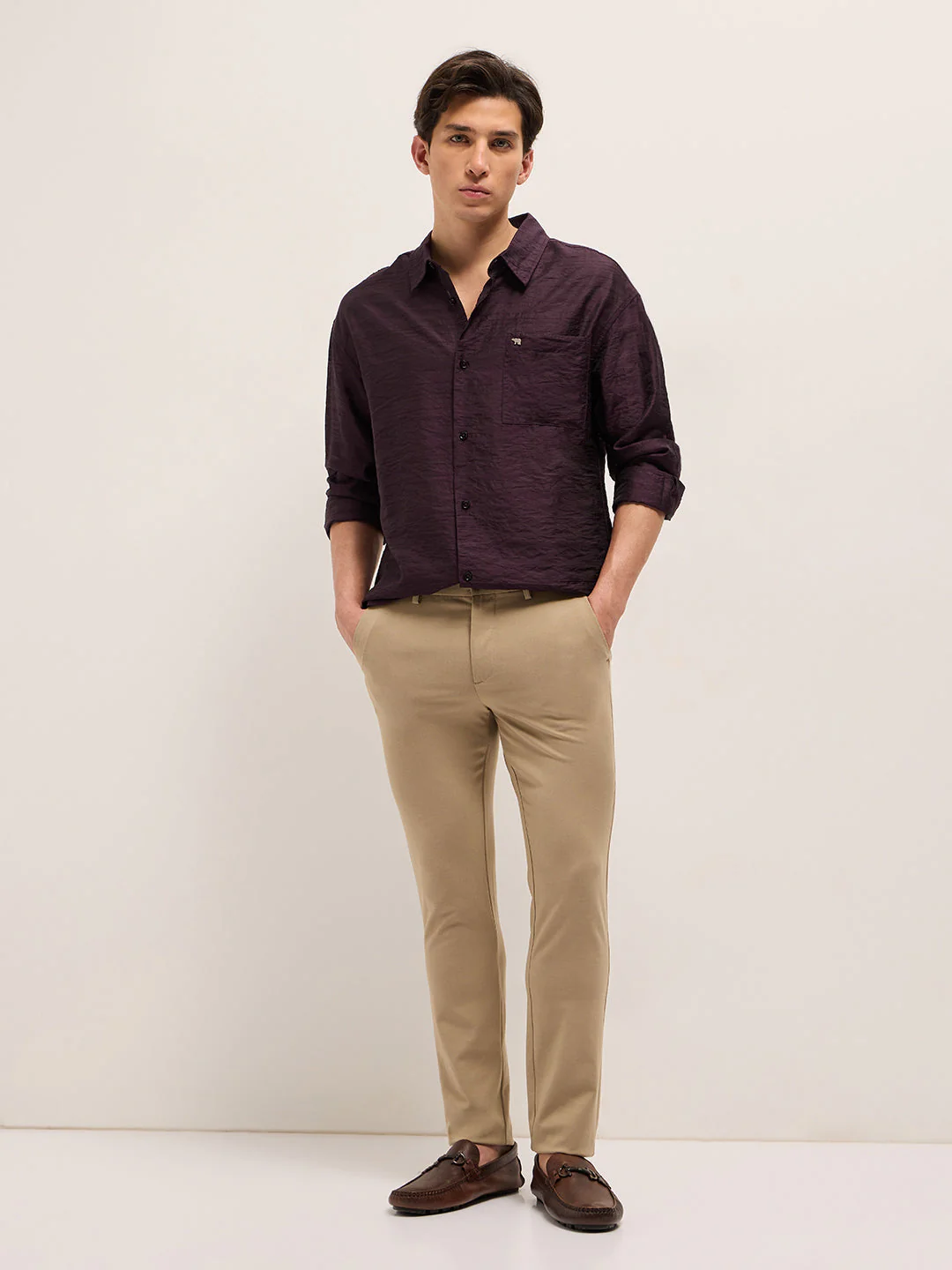 Men Maroon Crinkled Horizontal Textured Stripe Relaxed Fit Casual Shirt - Image 4
