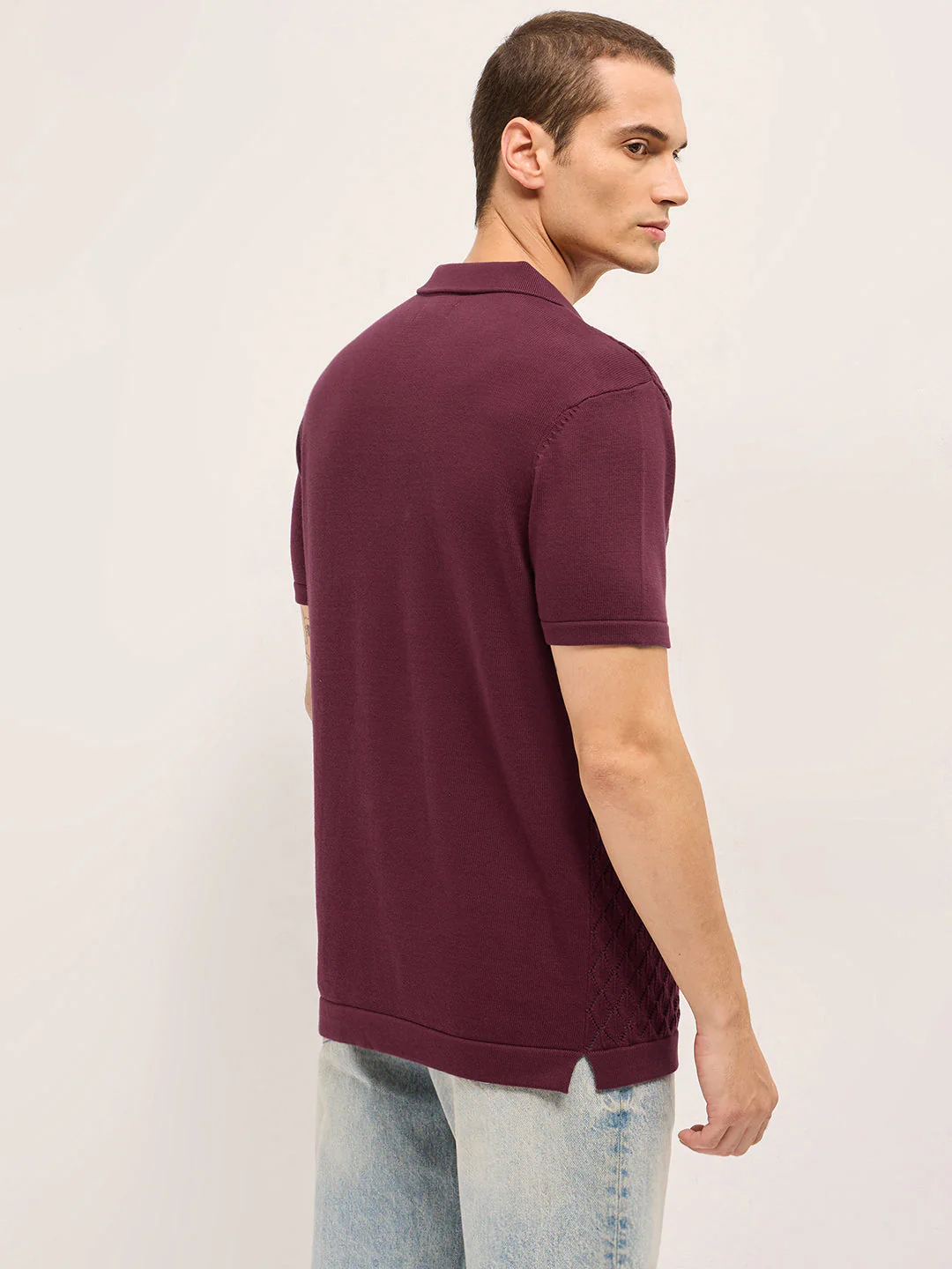 Men Maroon Diamond Textured Flat Knit Slim Fit Polo - Image 2