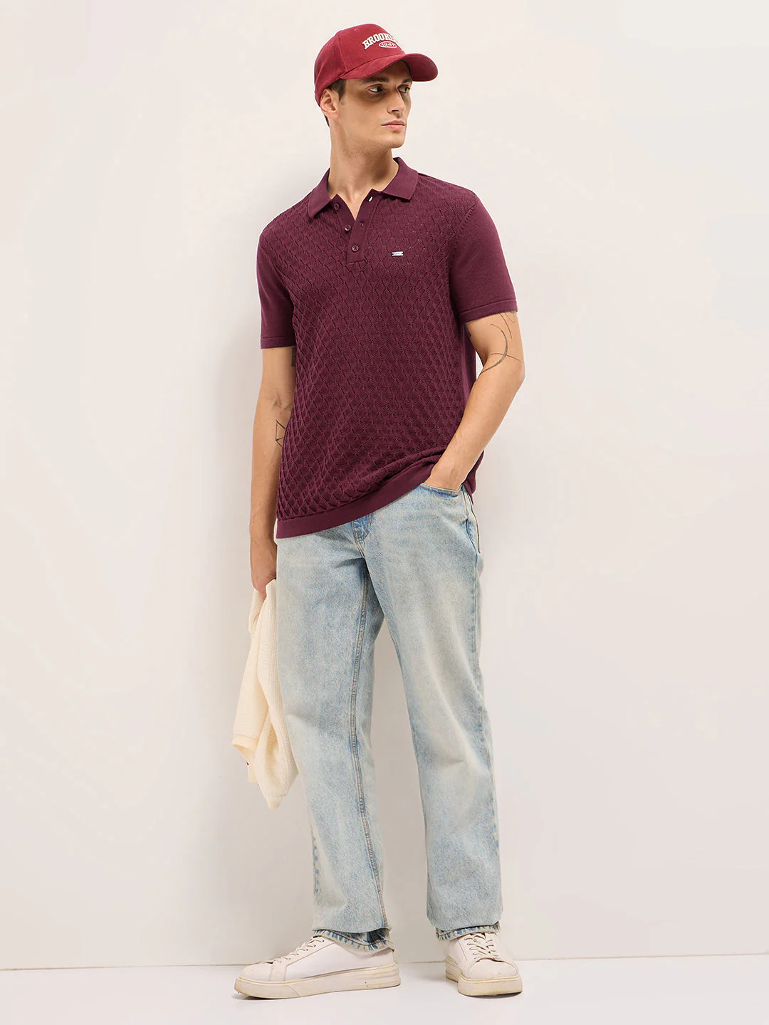 Men Maroon Diamond Textured Flat Knit Slim Fit Polo - Image 4
