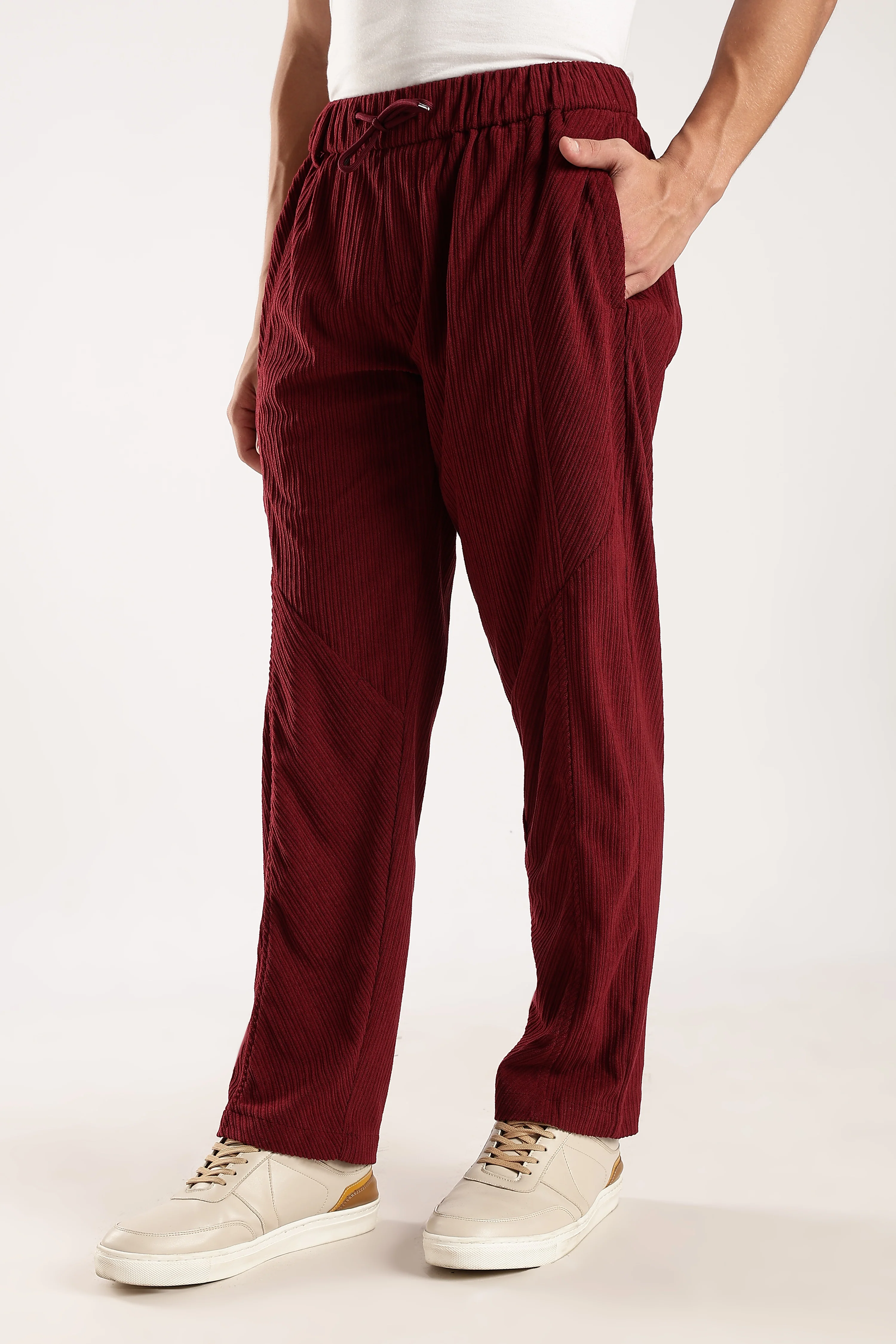 Men Maroon Textured Drawcord Trousers - Image 7