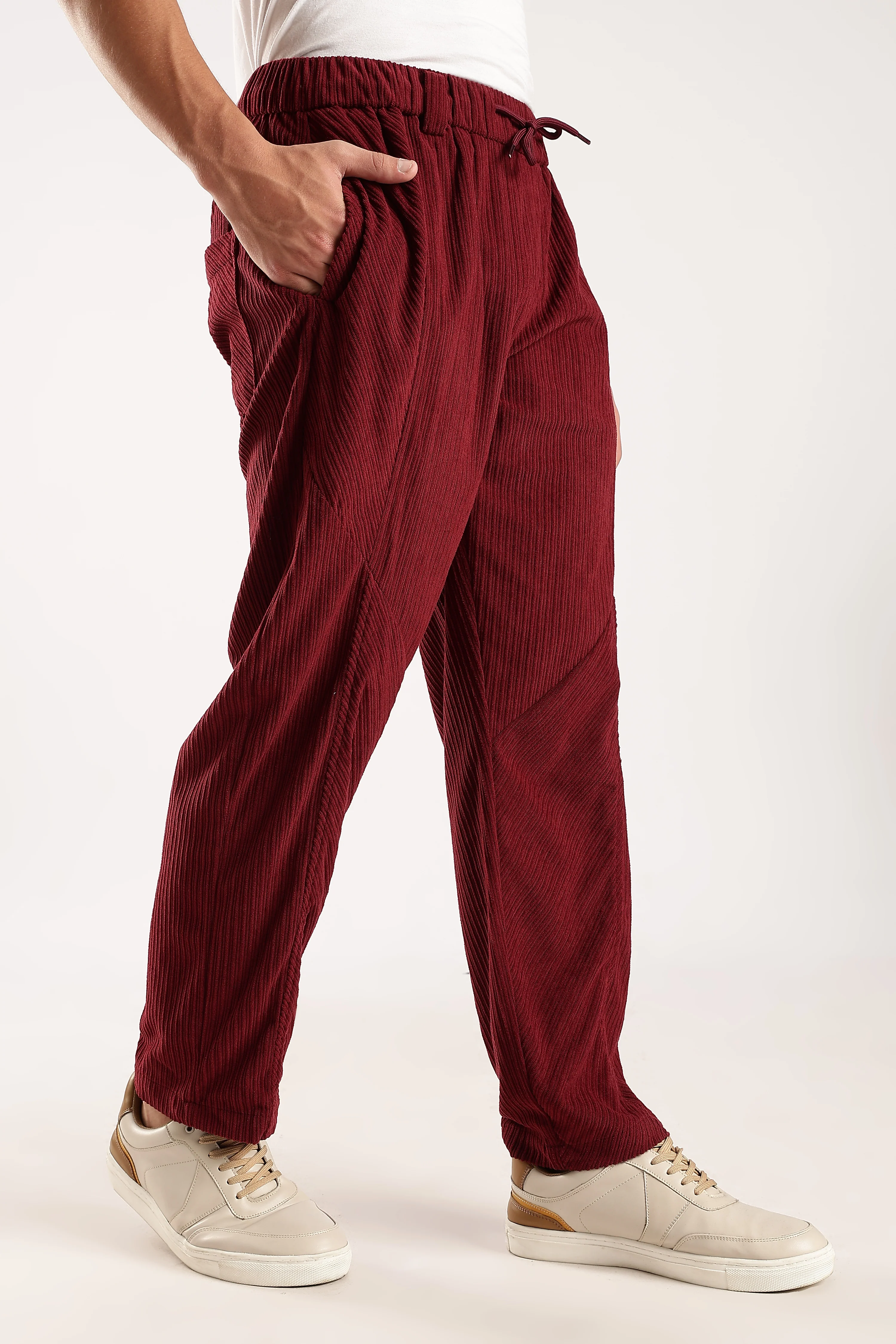 Men Maroon Textured Drawcord Trousers - Image 8