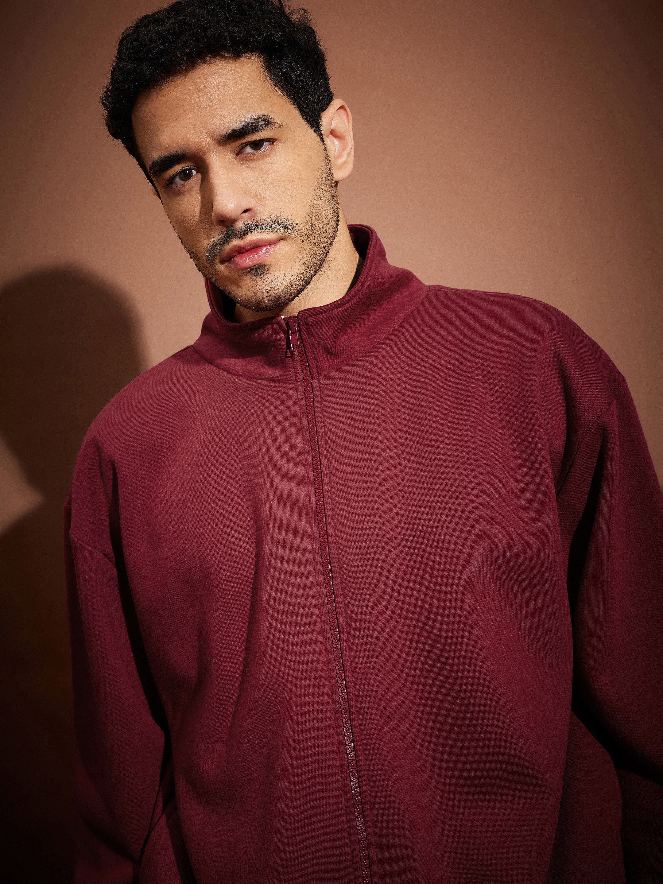 Men Maroon Front Zipper Oversized Sweatshirt With Joggers - Image 3