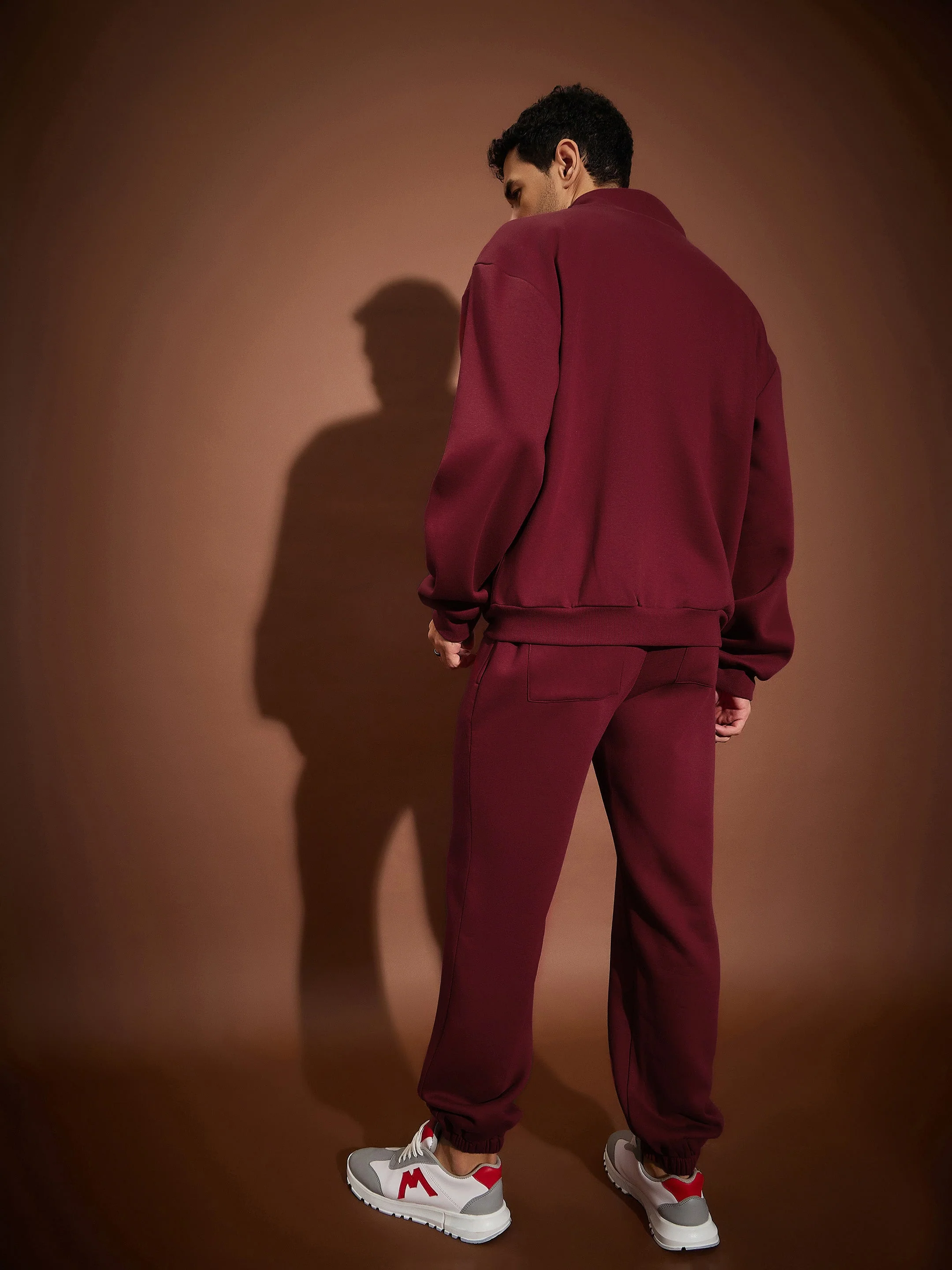 Men Maroon Front Zipper Oversized Sweatshirt With Joggers - Image 6