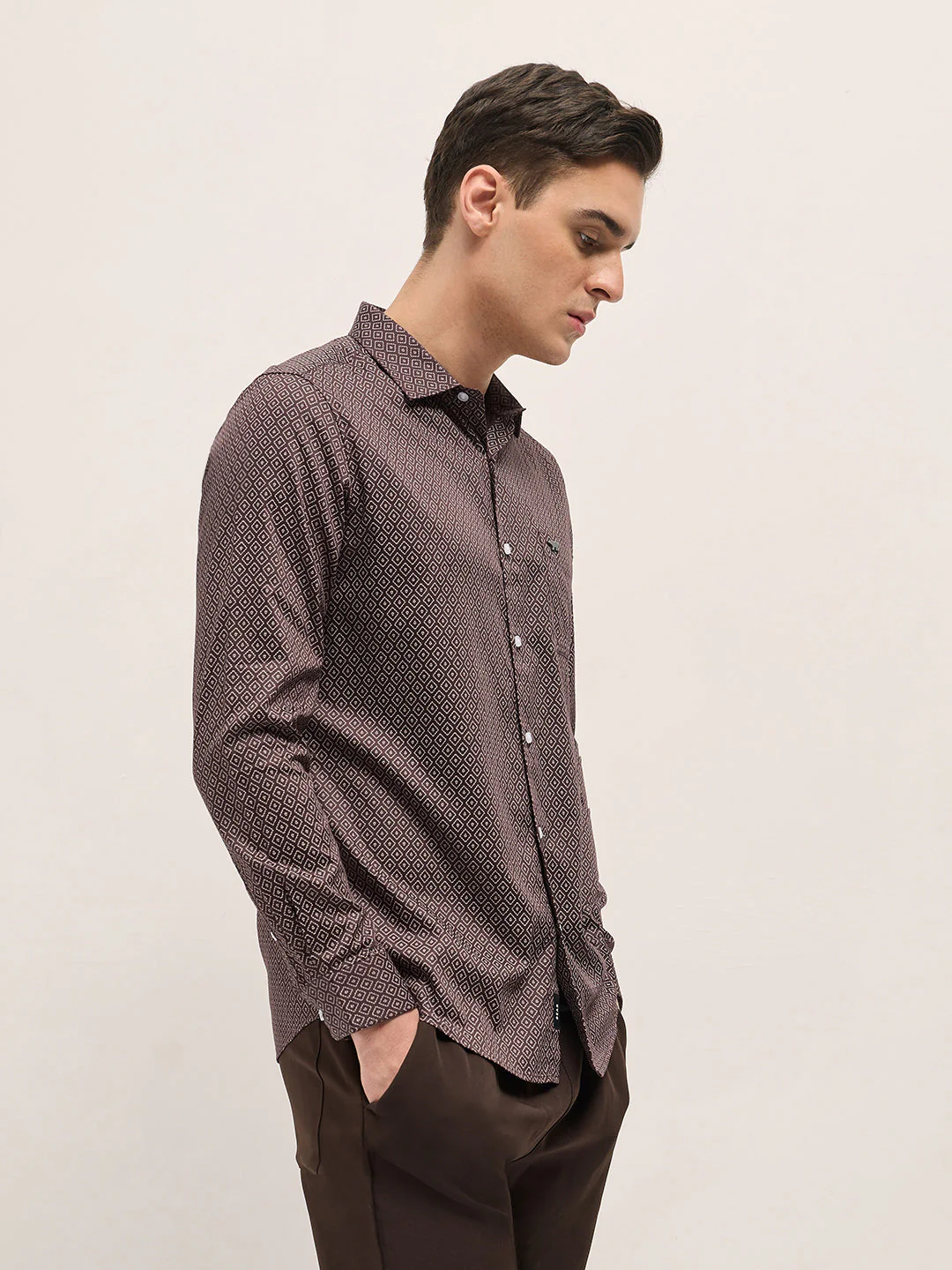Men Maroon Geometric Printed Tailored Fit Formal Shirt - Image 3