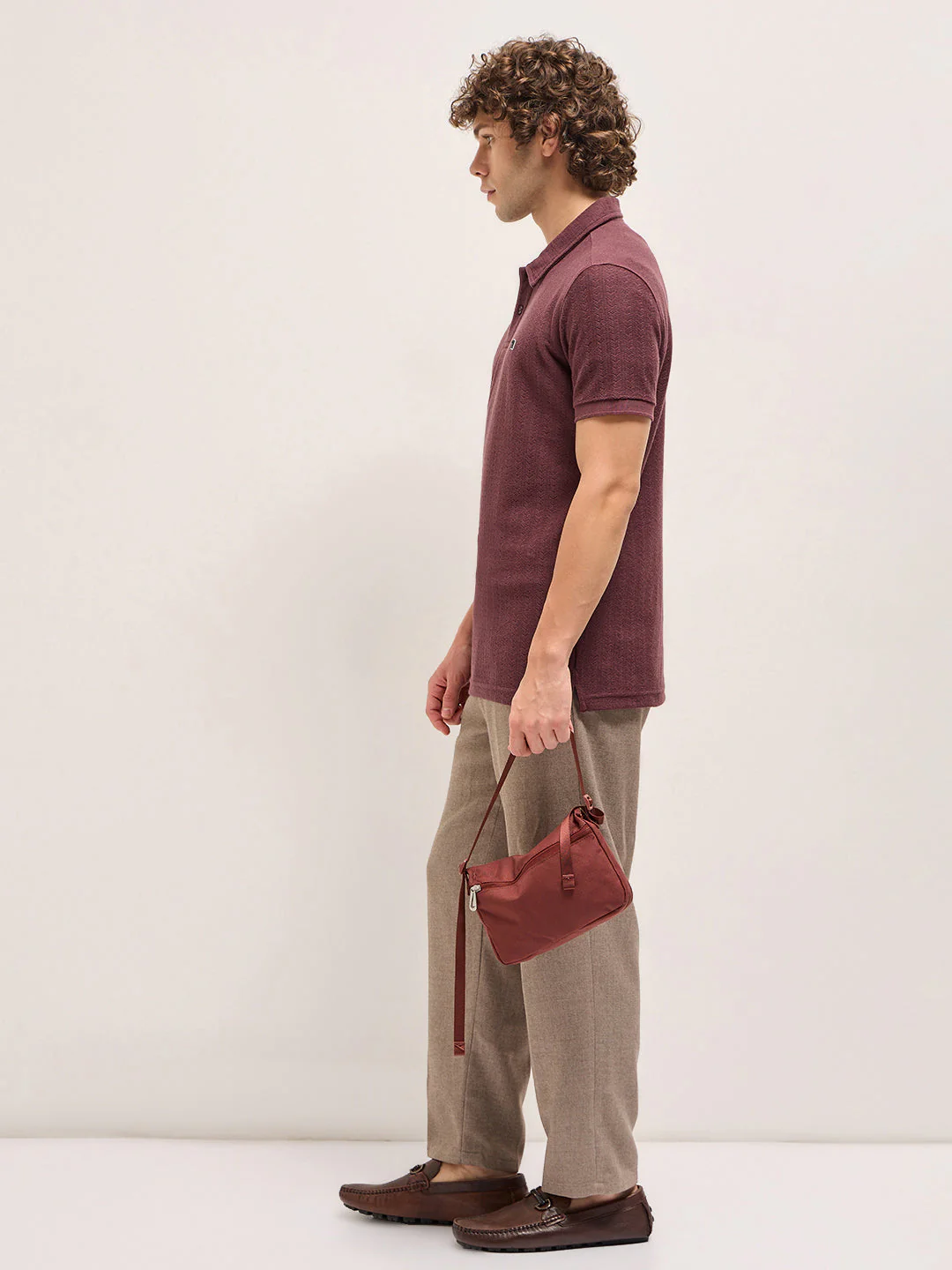 Men Maroon Geometric Textured Design Regular Fit Polo - Image 3