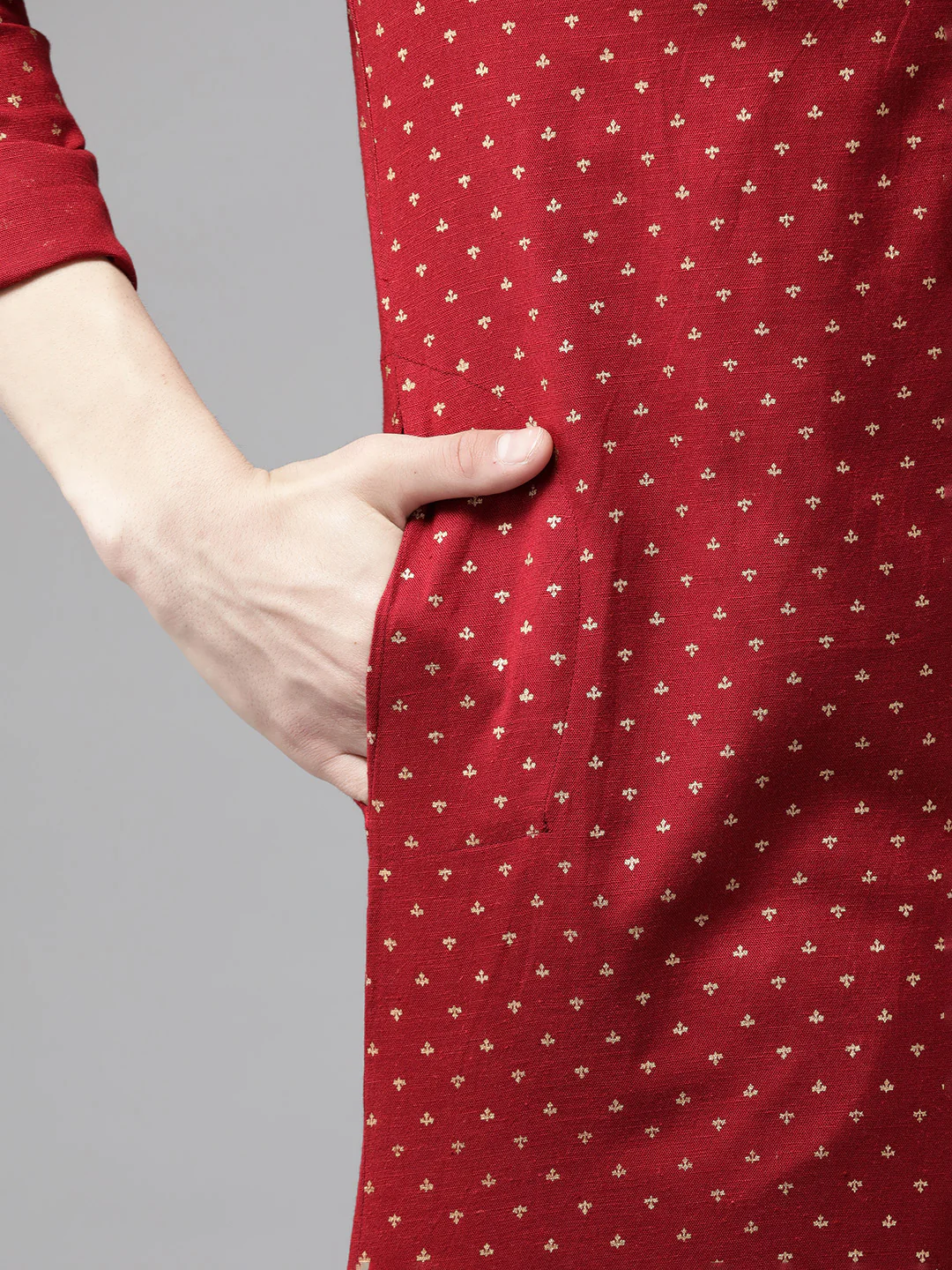 Men Maroon & Gold Printed Straight Kurta - Image 3