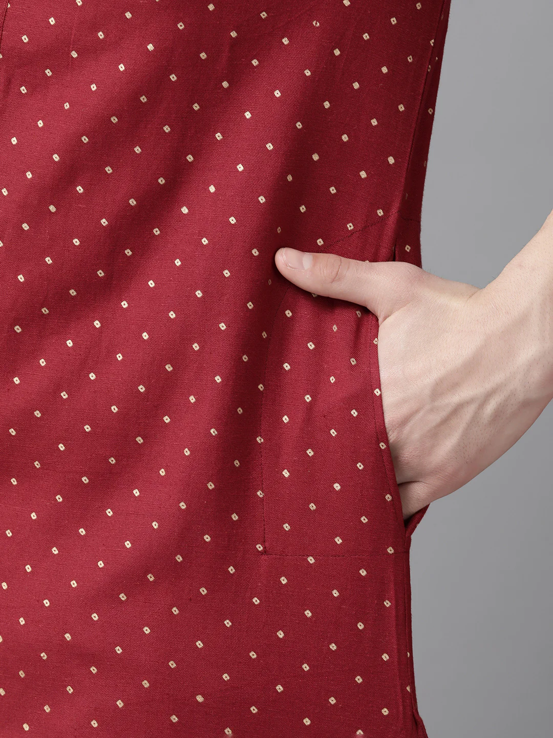 Men Maroon & Gold Printed Straight Kurta - Image 3